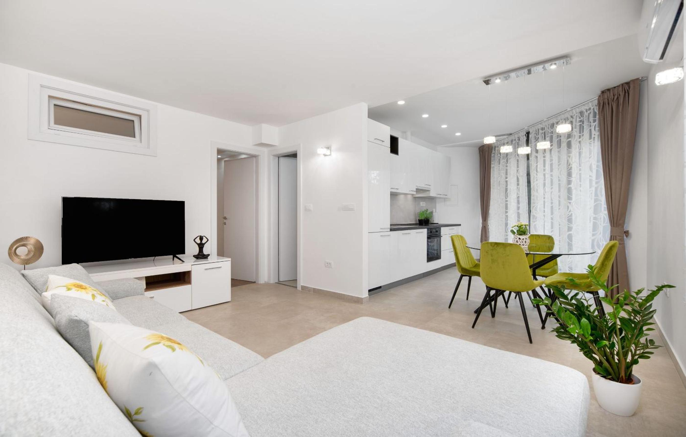 Apartment Amadeo view 5