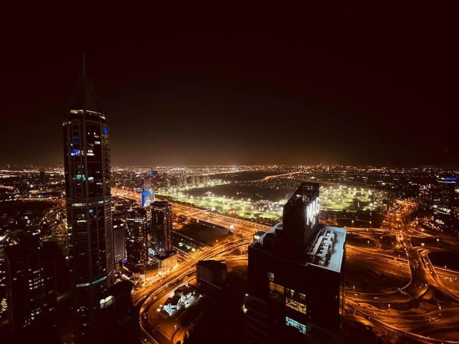 High Floor with city skyline & Burj khalifa view 3 bedroom unit marina