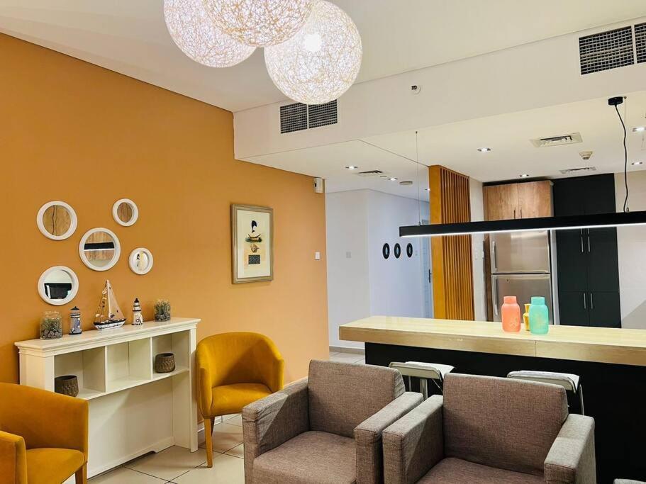 High Floor with city skyline & Burj khalifa view 3 bedroom unit marina