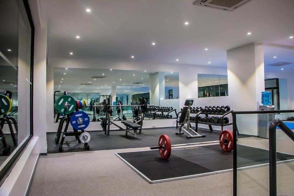 Embassy gardens Luxury suites CPG