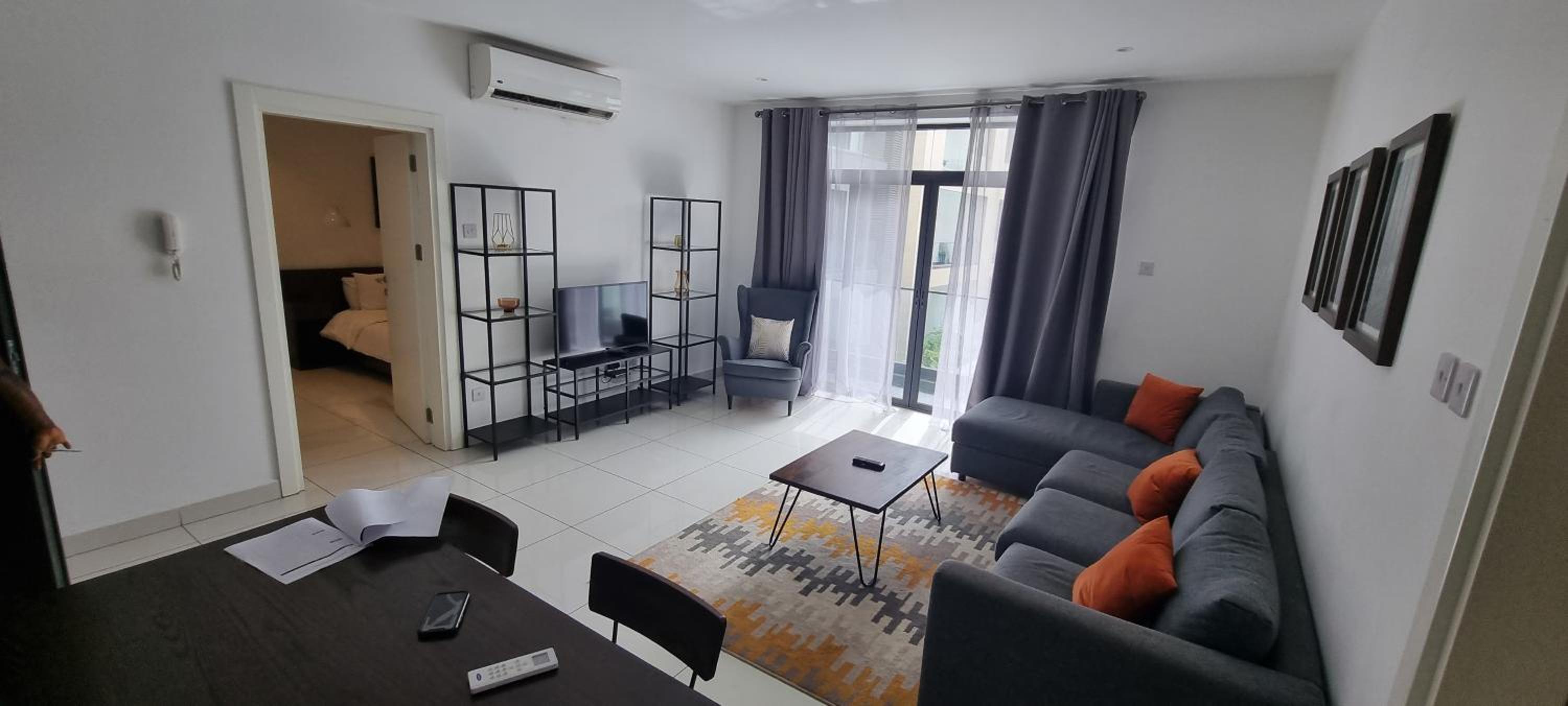 Embassy gardens Luxury suites CPG