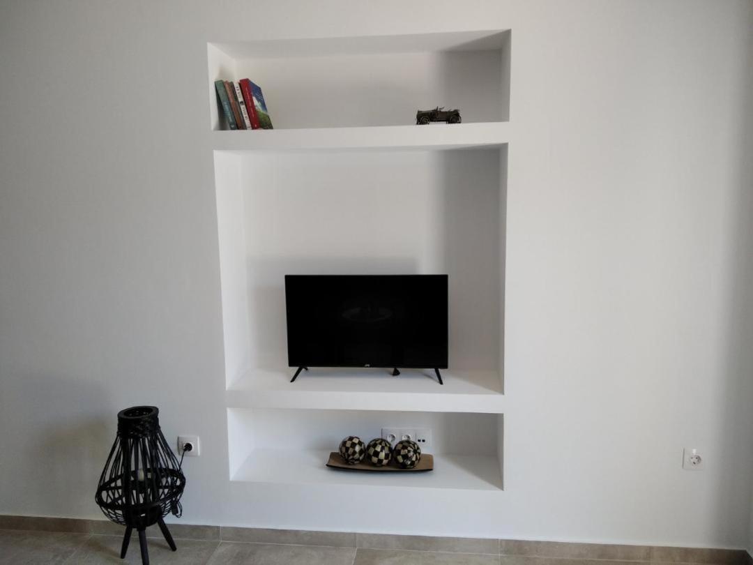 Armonia - Brand new apartment in Ermioni Village