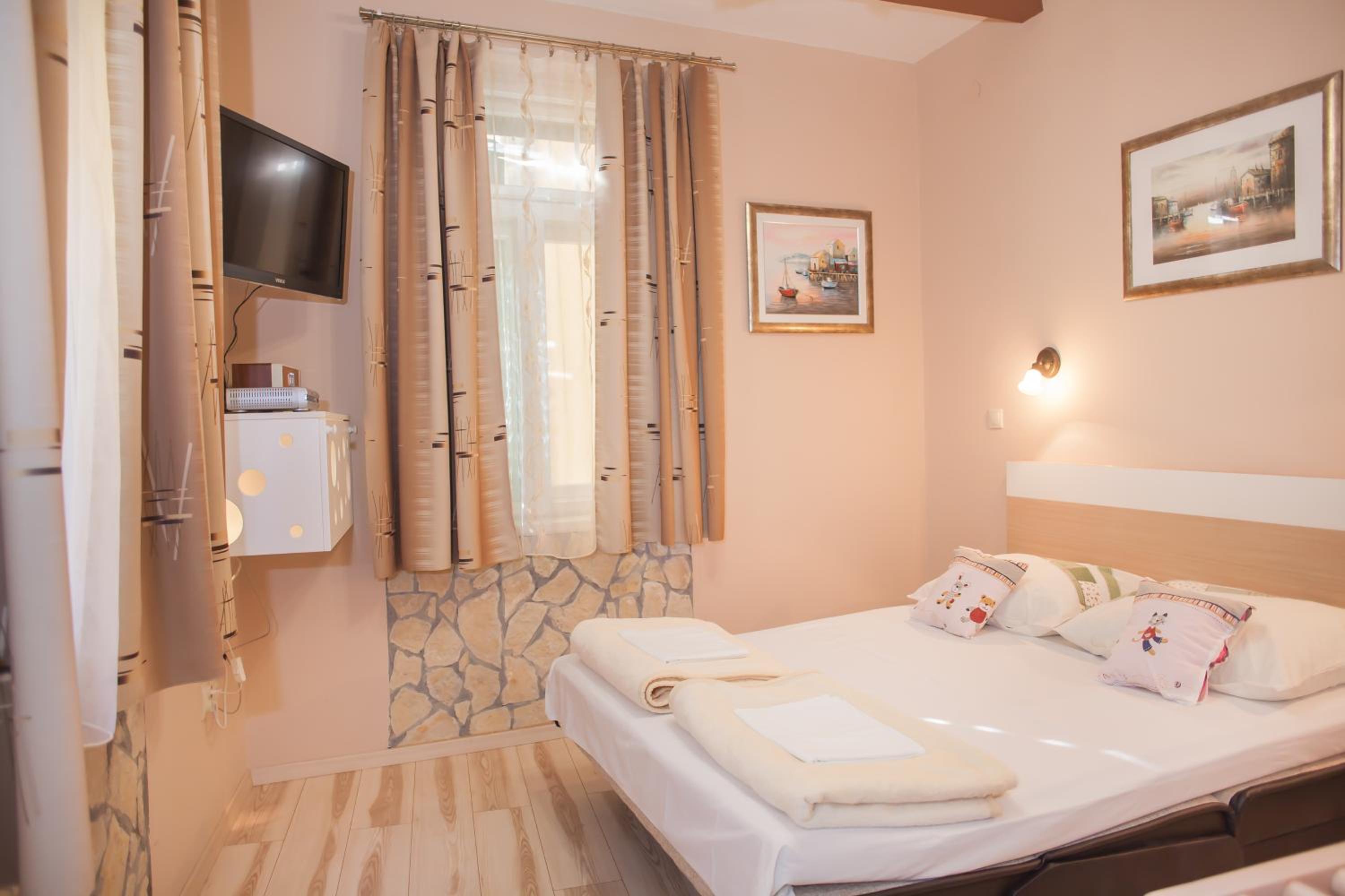 Hotel Aria & Scala - Image 1