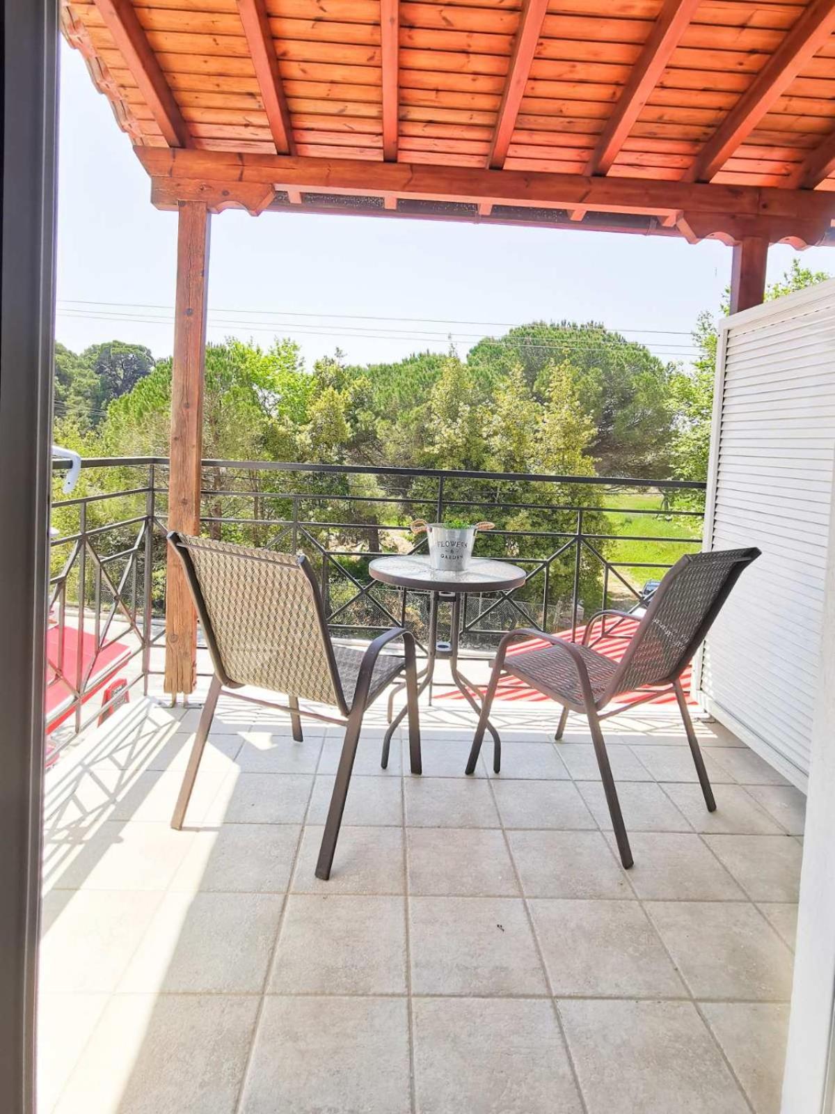 Haris Apartments view 2