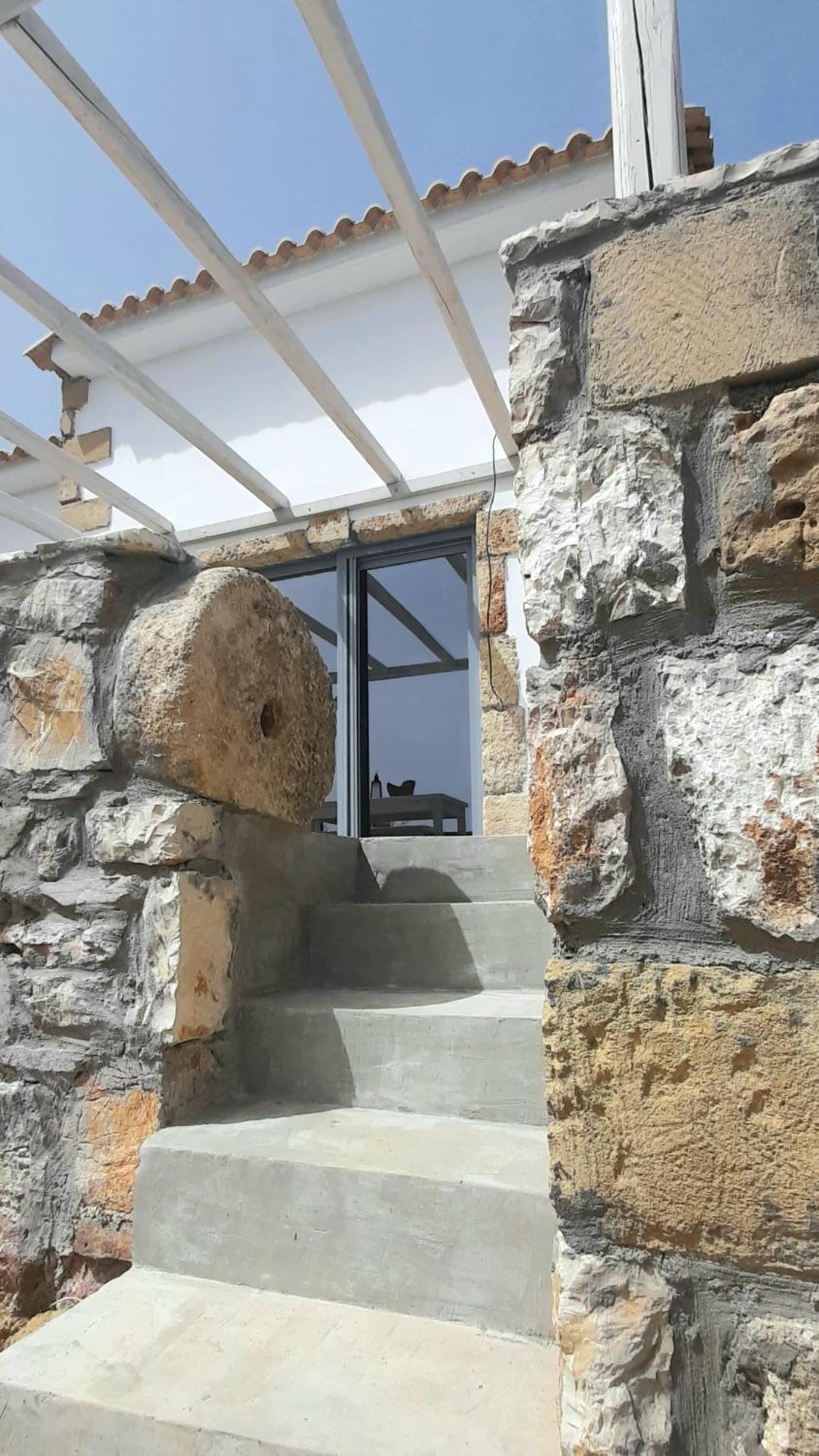 Koroni Stone House, Newly Built Studios by the Sea