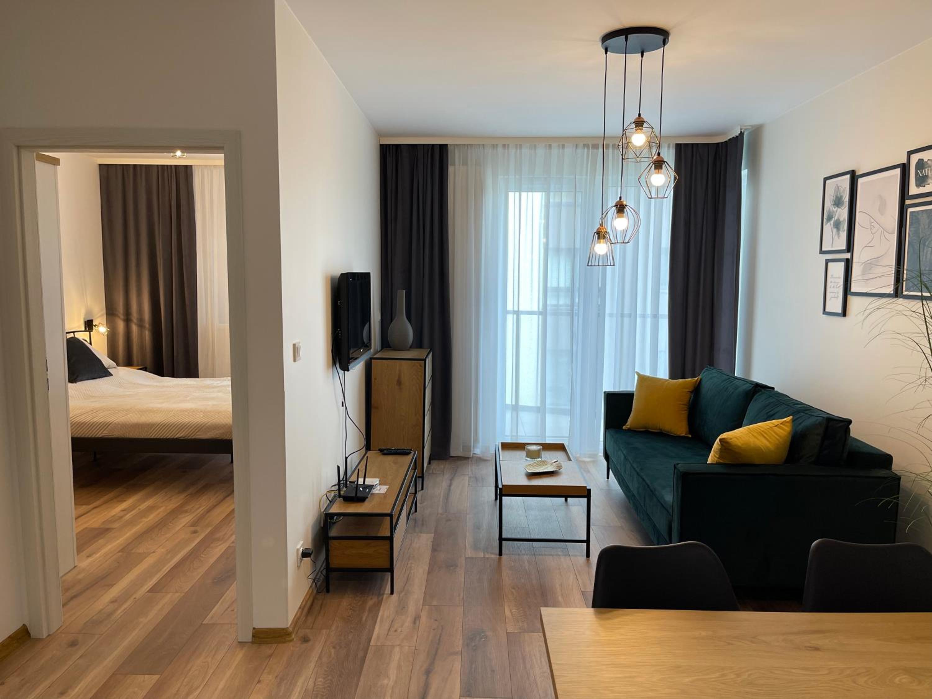 NEWPORT Industrial Apartment