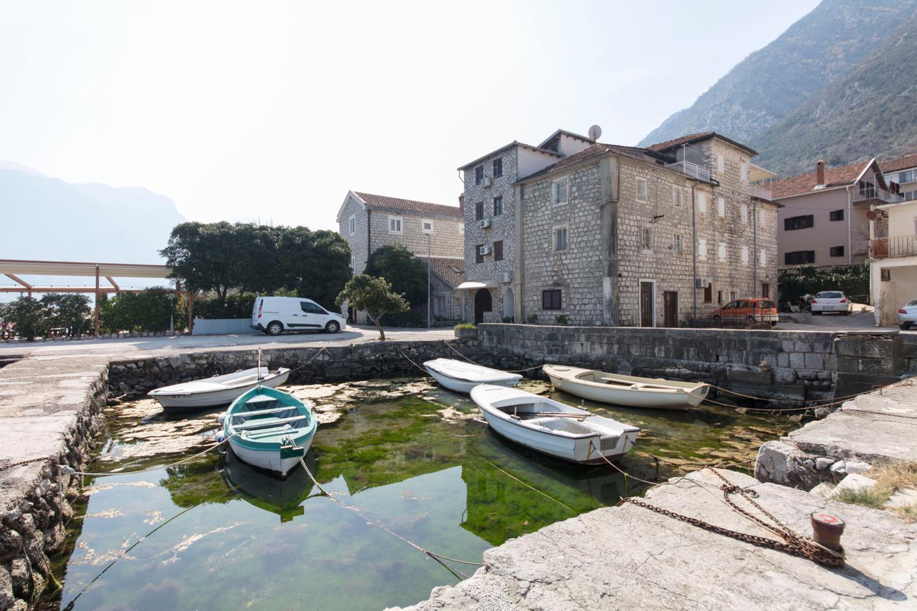 Luxury Seafront flat Perzagno 3 photo 5