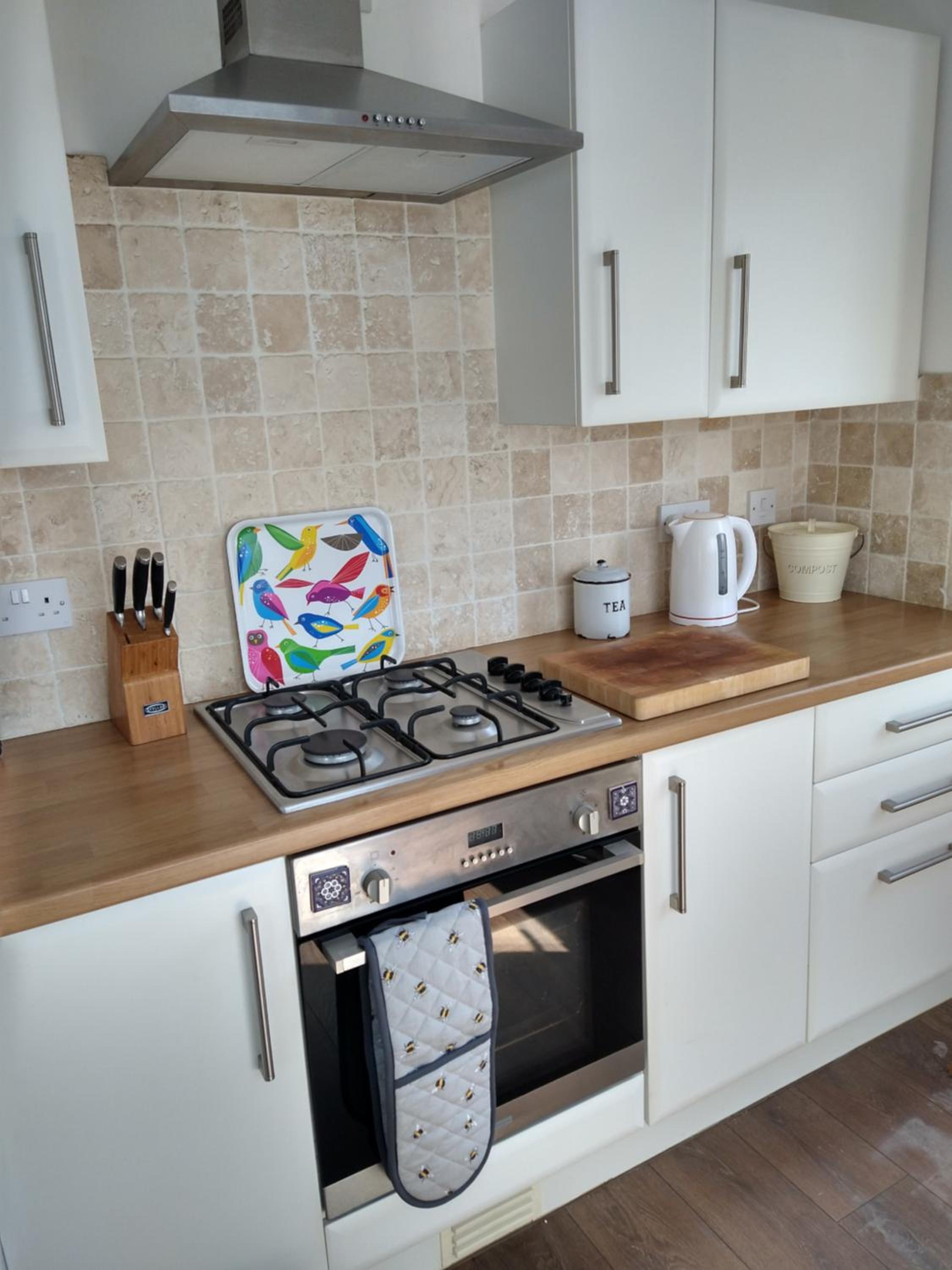 Toppers Bright Seaview Family or Couple Home Devon Westward Ho! view 5