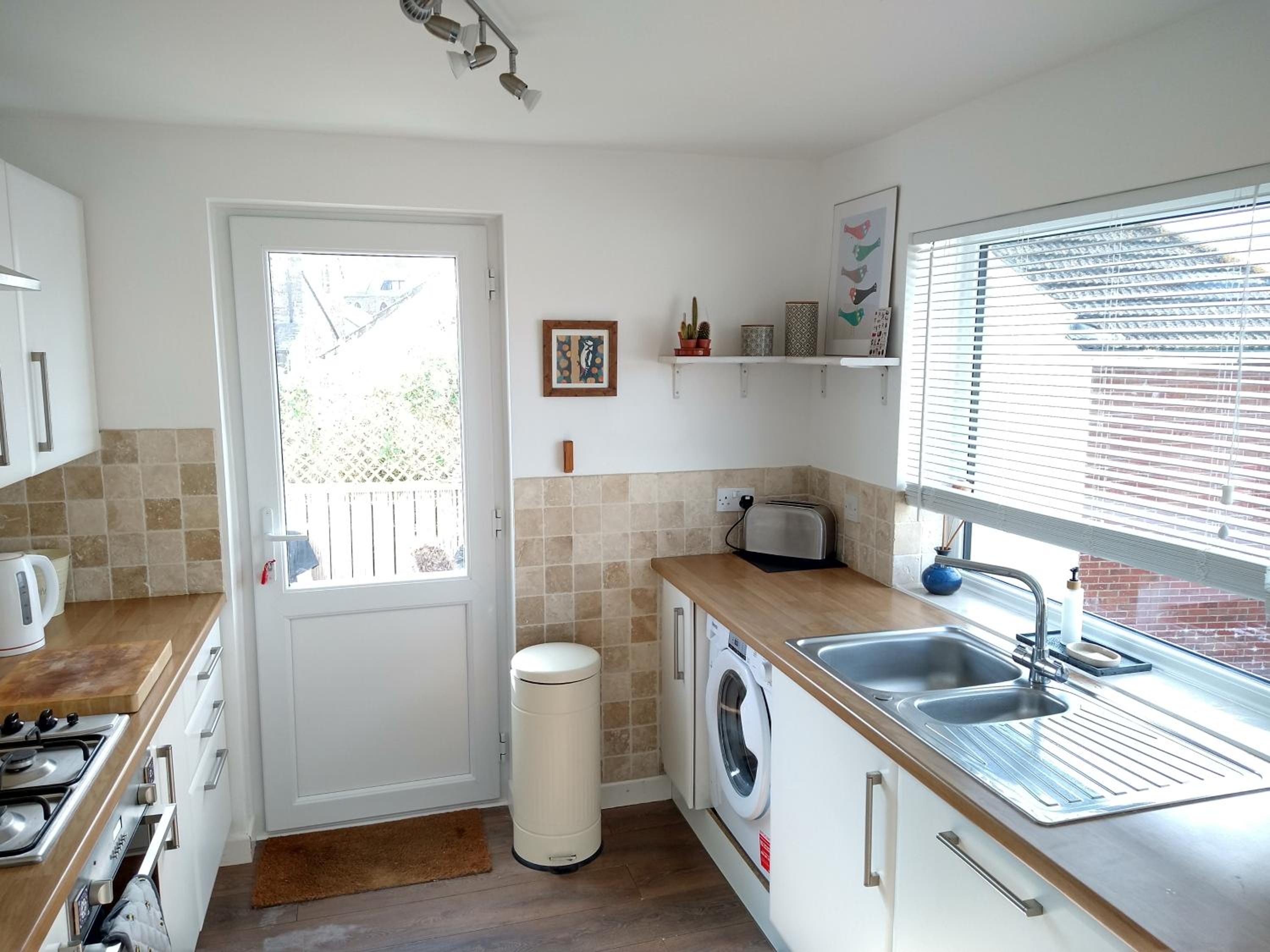 Toppers Bright Seaview Family or Couple Home Devon Westward Ho!