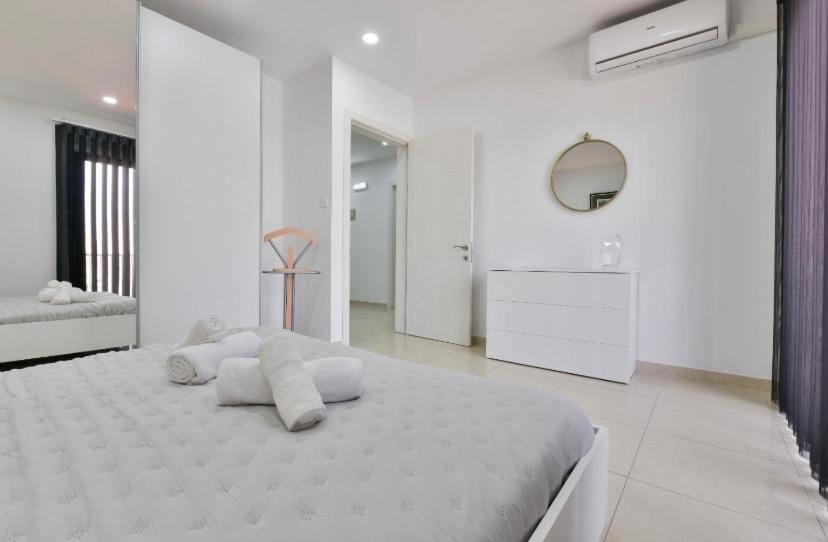 Sea view apartment photo 4