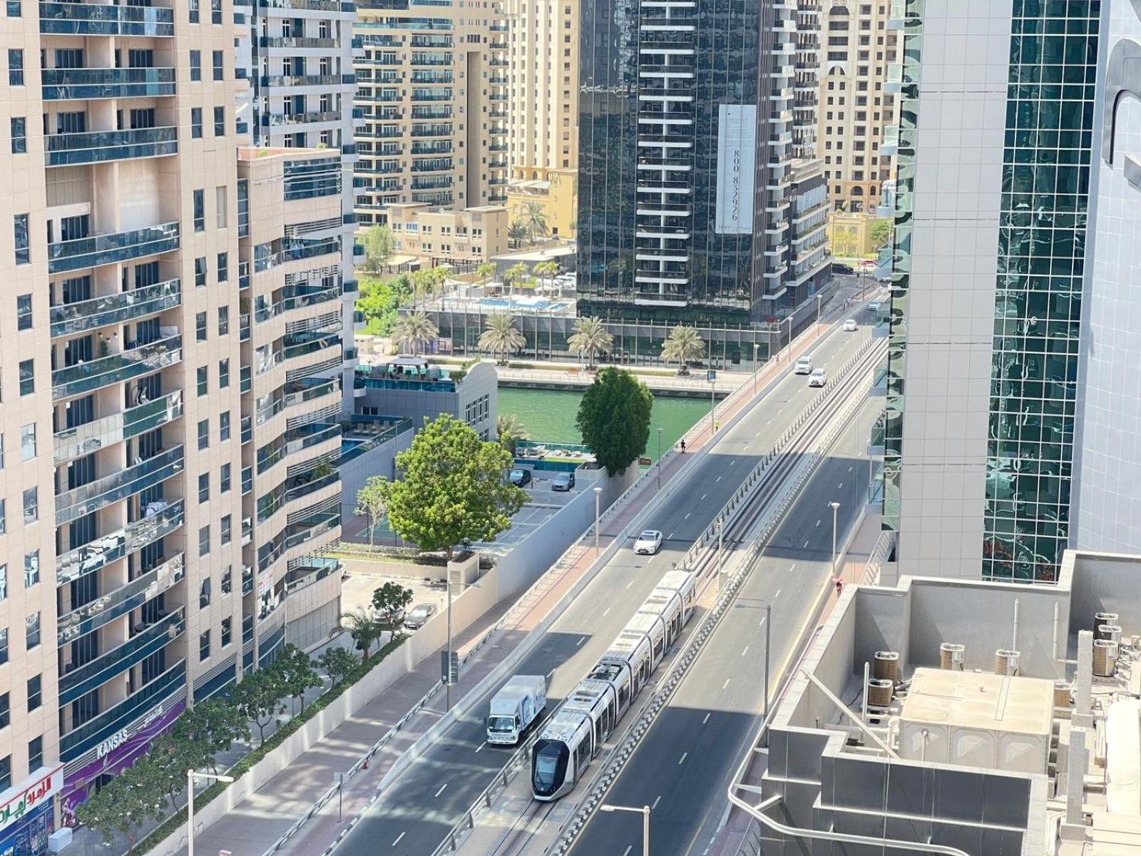 Dubai Vacations - Private gorgeous Room with Marina view with Shared Kitchen - Property Image 28