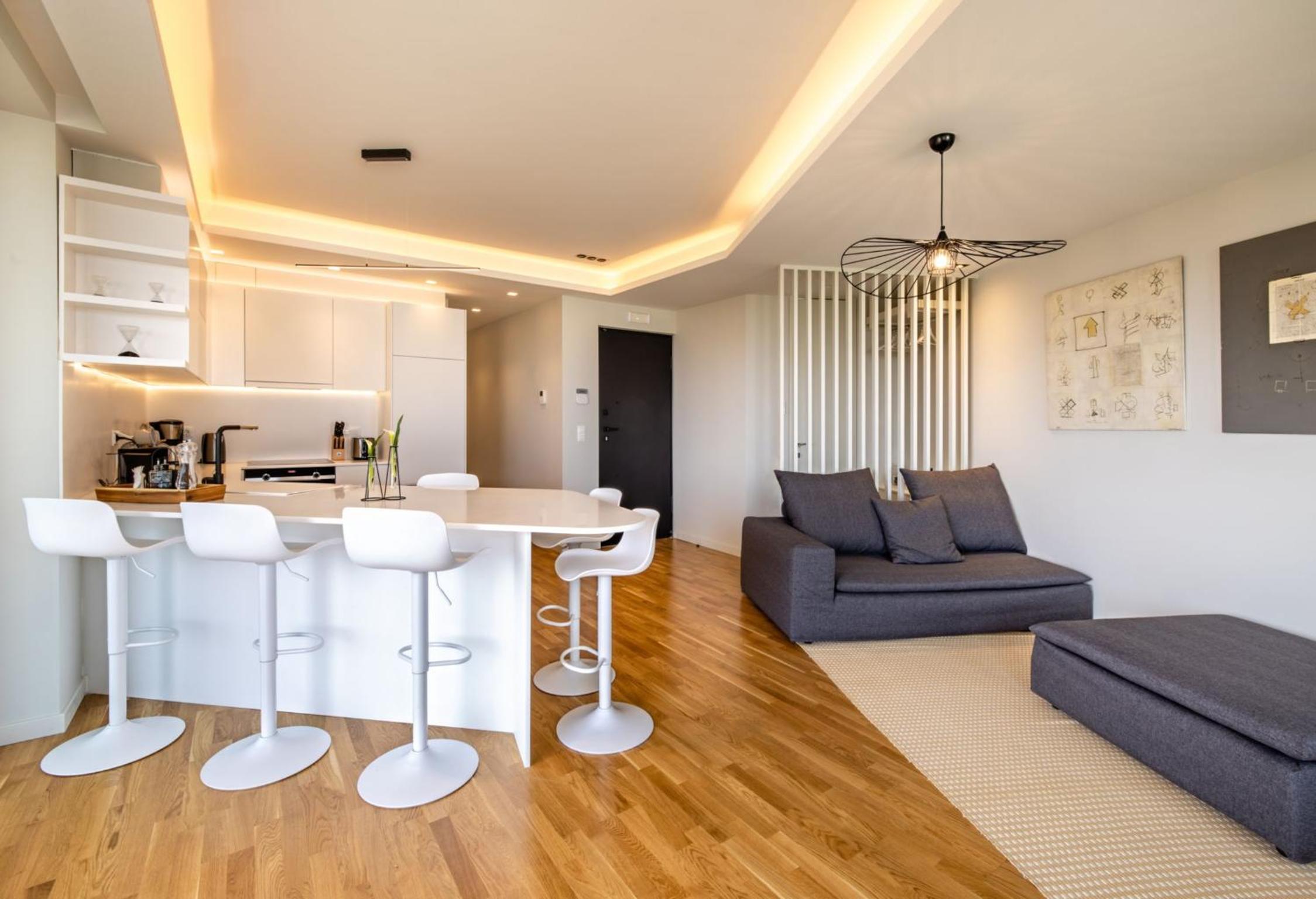 Upscale Luxury Living in Acropolis by Neuvel photo 5