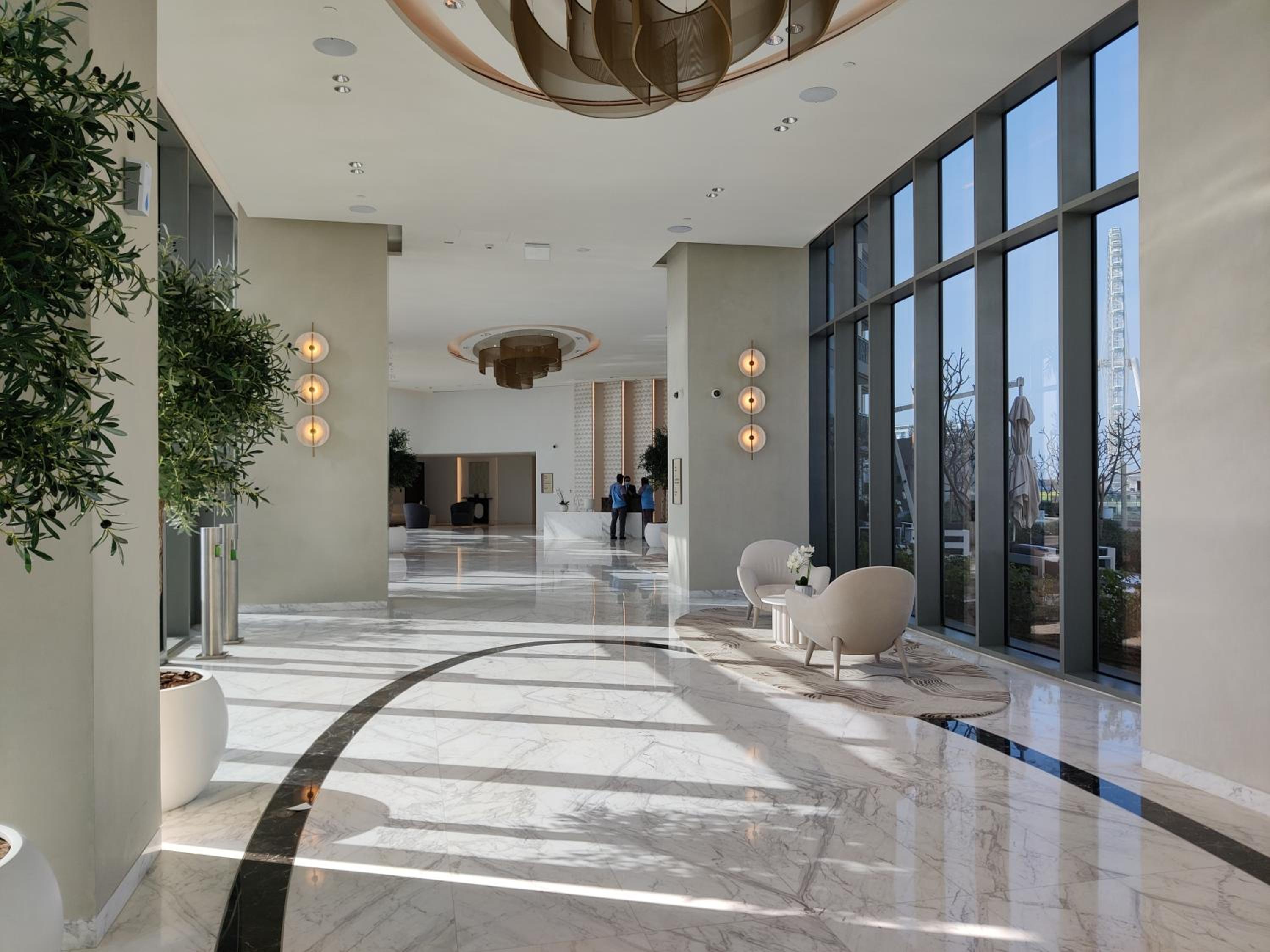 HiGuests - Waterfront Luxe Apt with Bluewaters Island Views