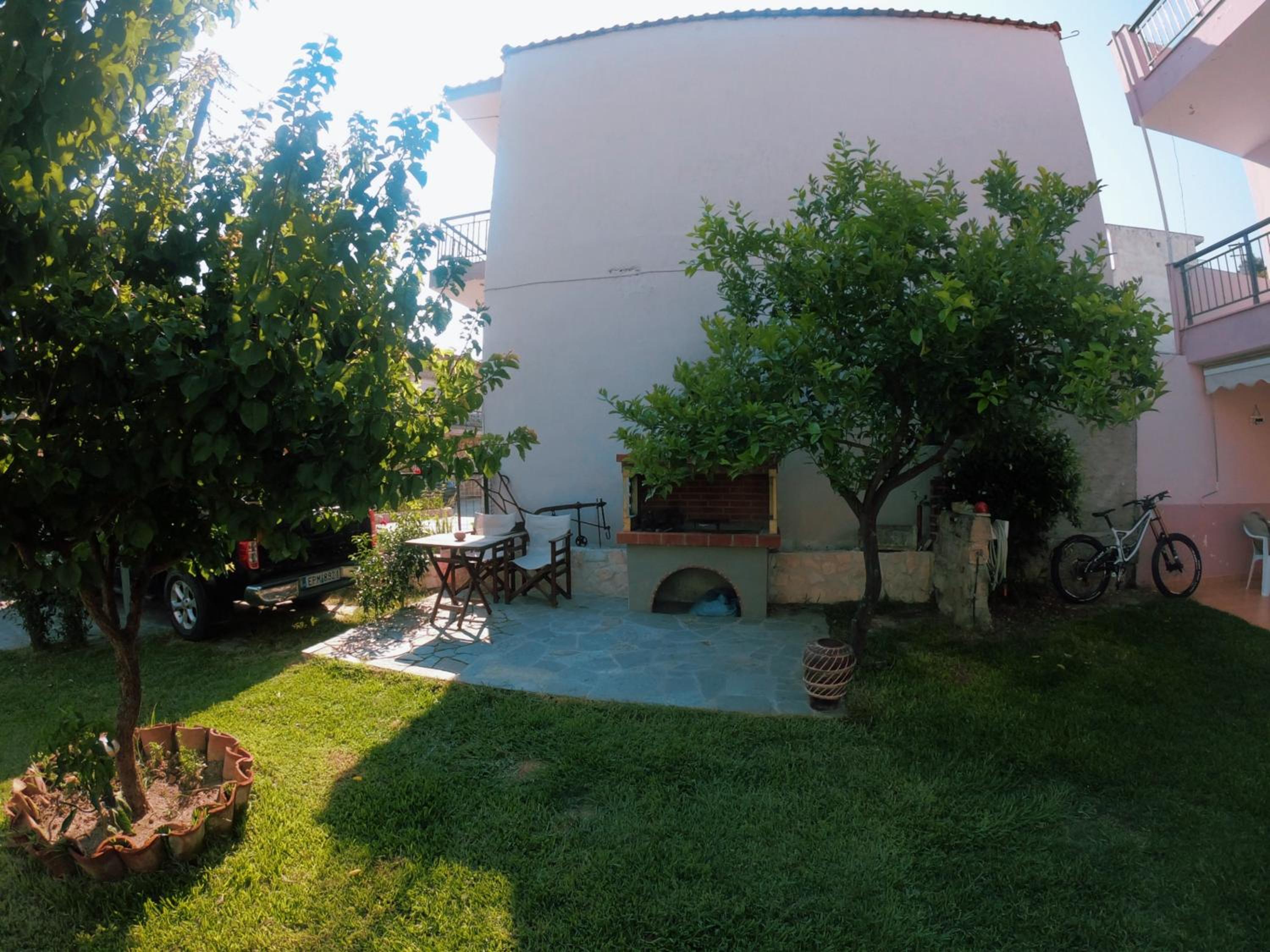 Magdalinos Apartments view 5