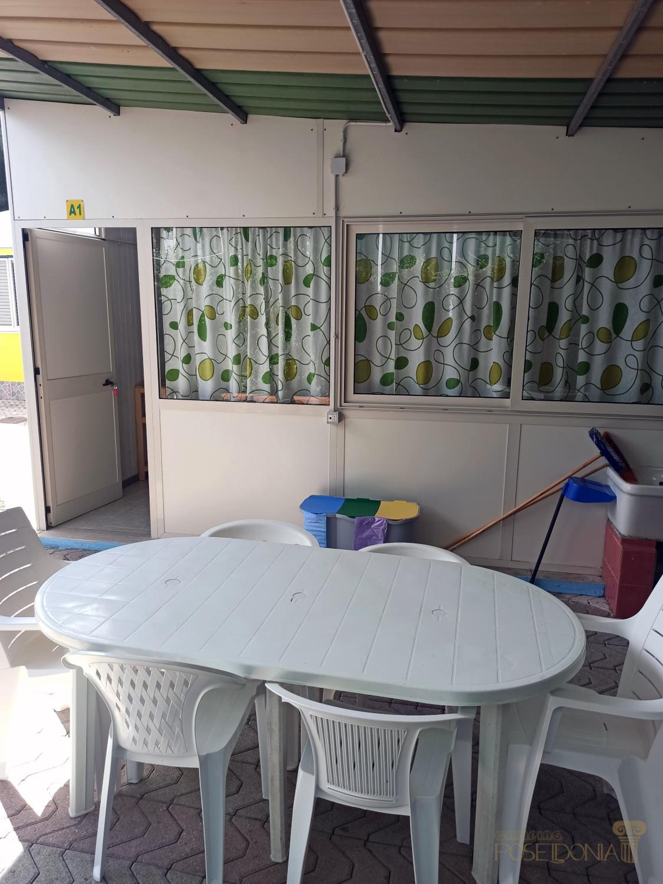 Camping Poseidonia
