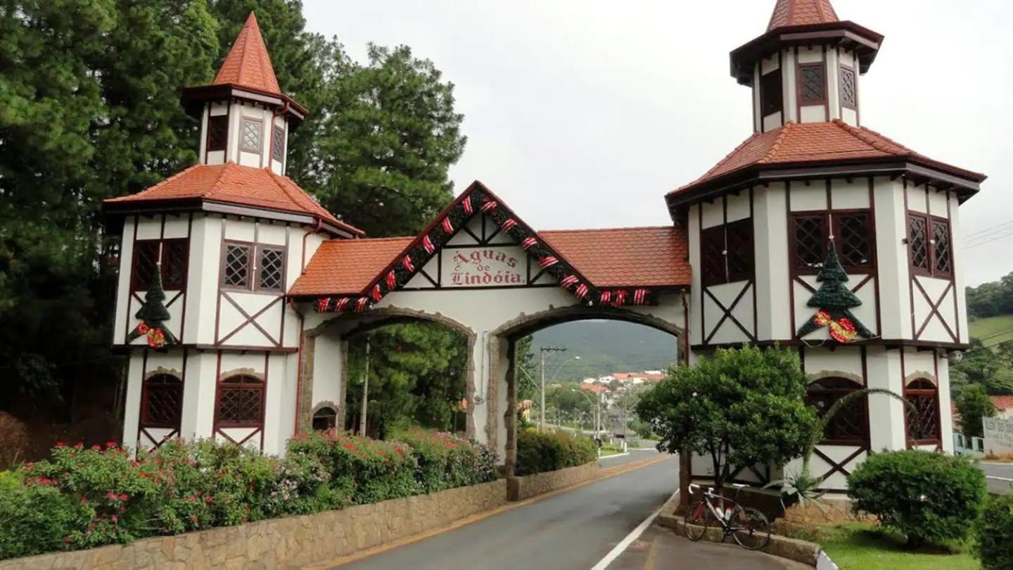 AGRADÁVEL FLAT - CAVALINHO BRANCO - ÁGUAS DE LINDÓIA