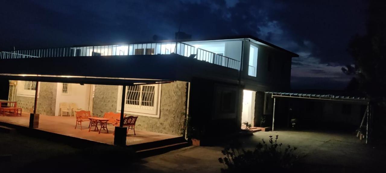 Mountain Top Holiday Home view 2
