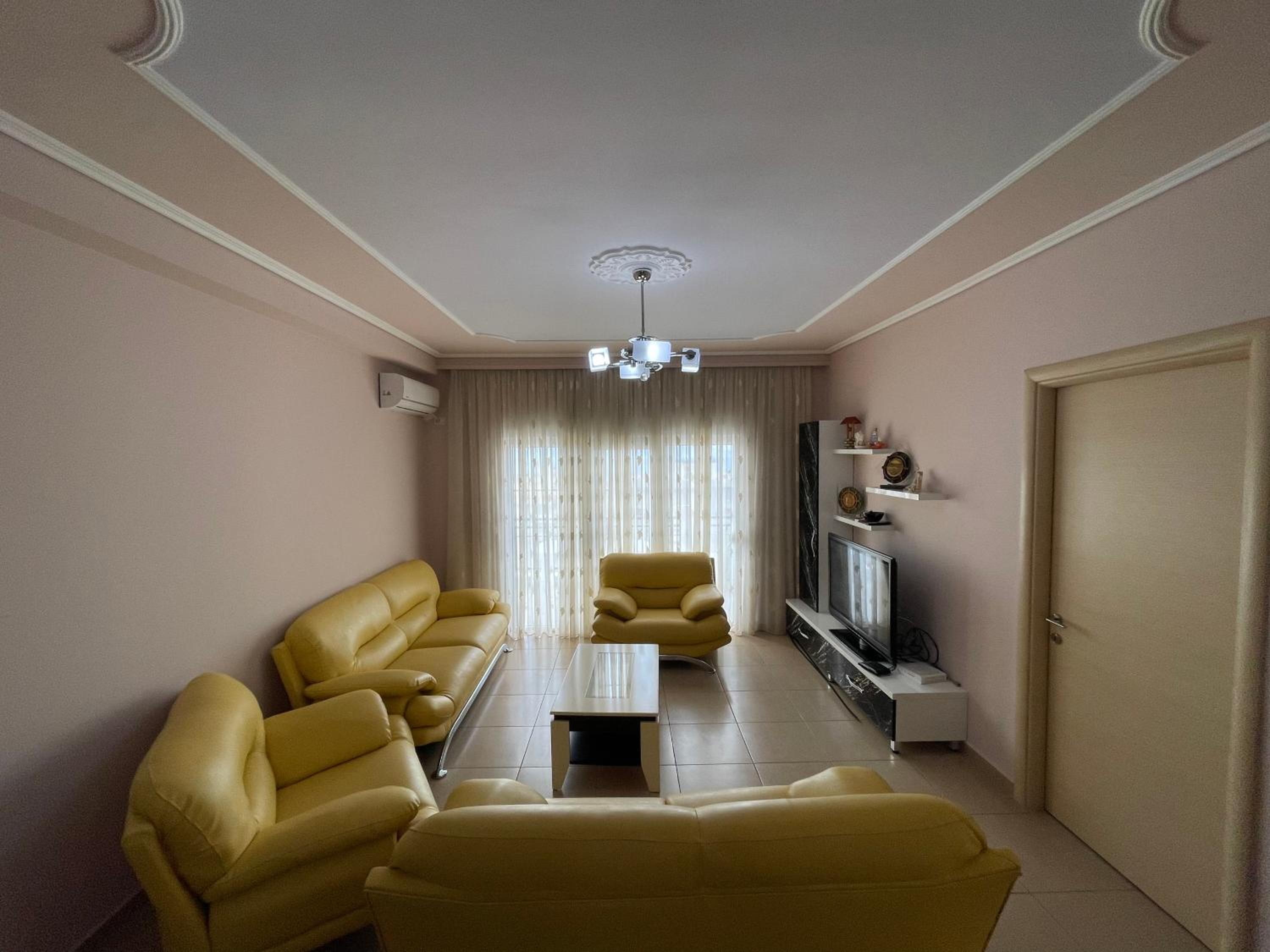 Flower Apartment Sarande photo 3