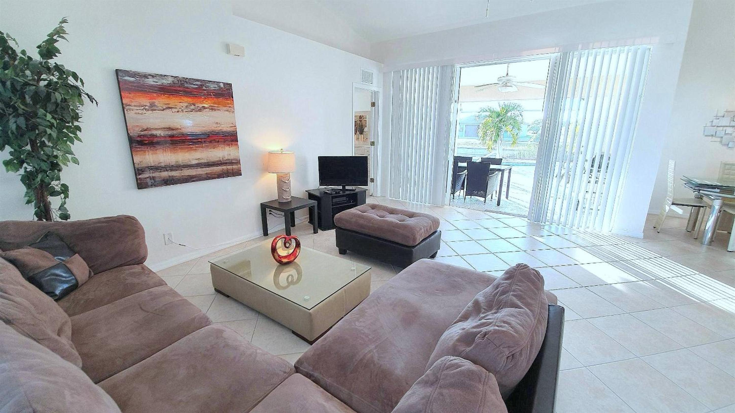 !NEW! Villa Violina