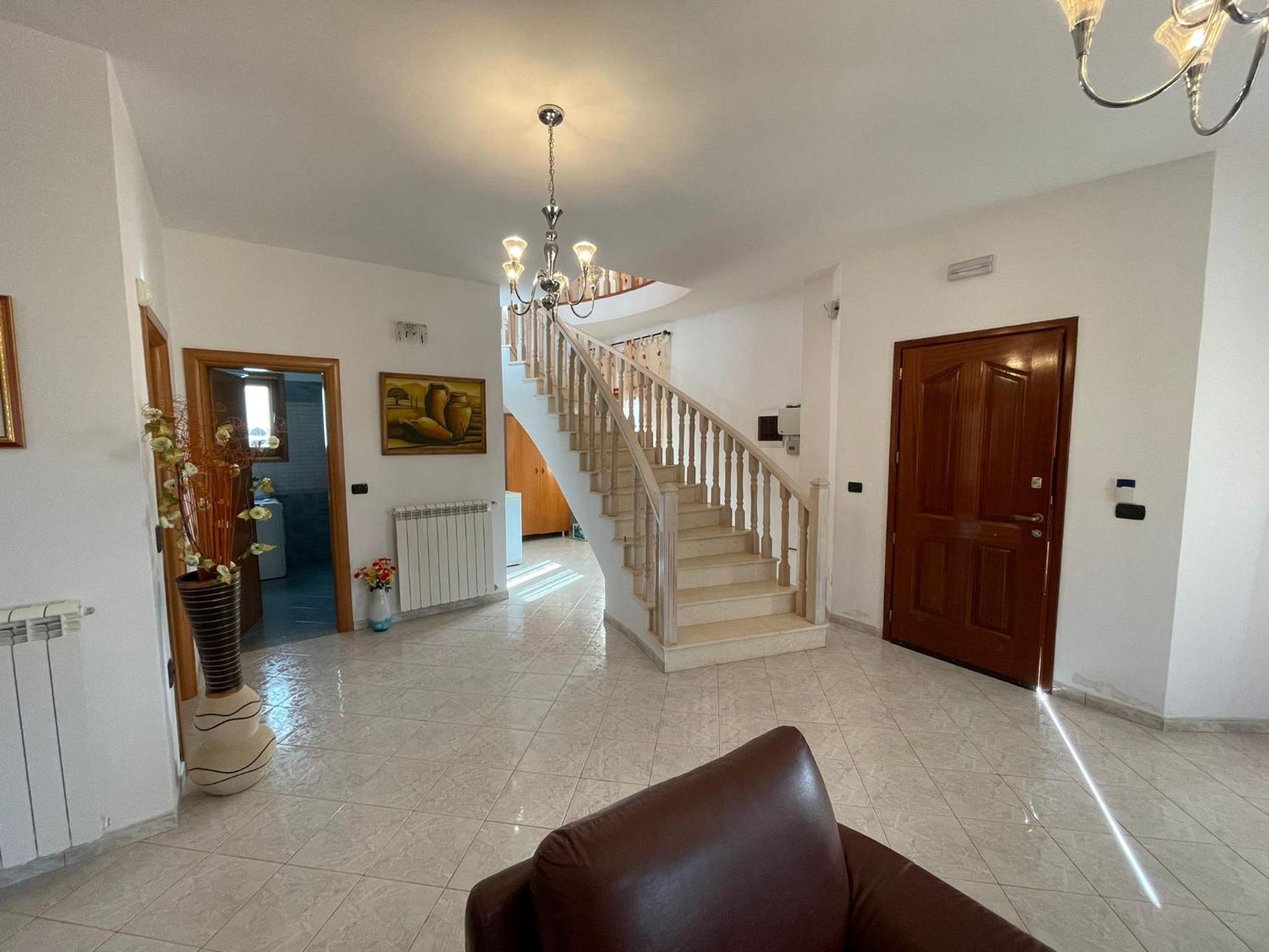 SUMMER RESIDENCE photo 2