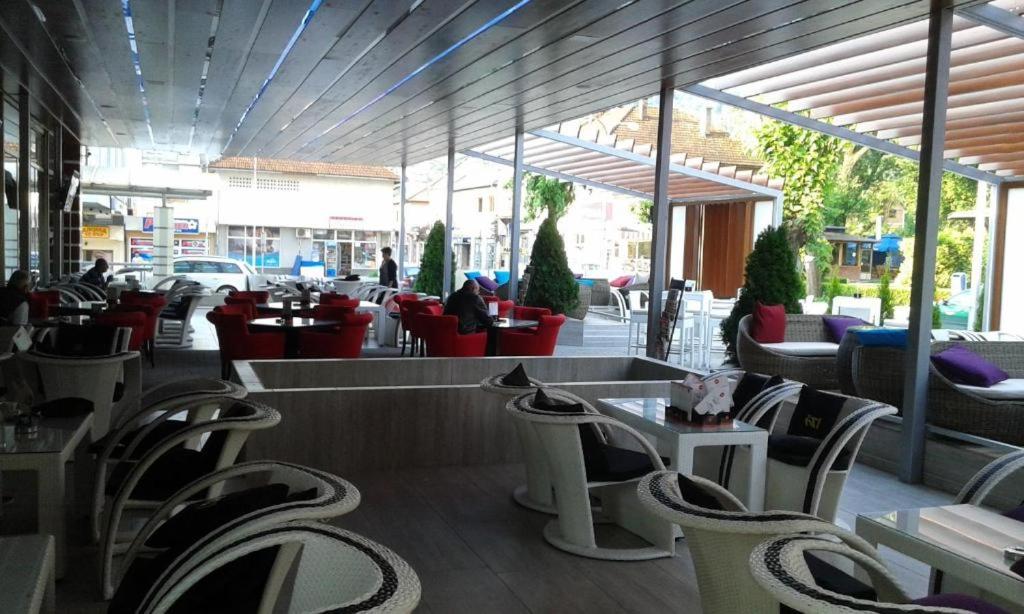 restaurant