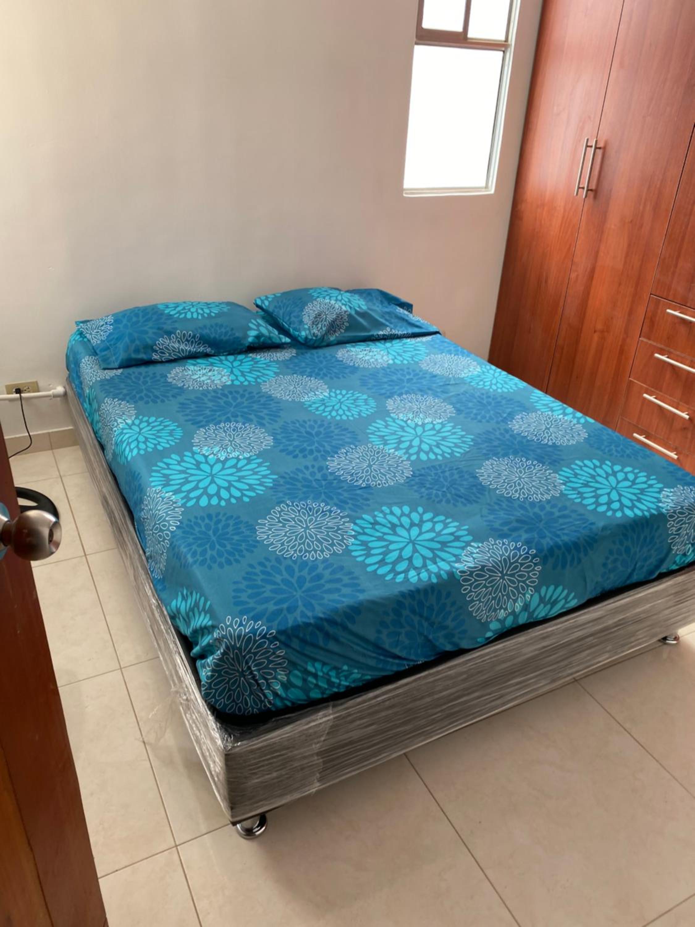 Apartamento amoblado Conjunto Cerrado con piscina view 4