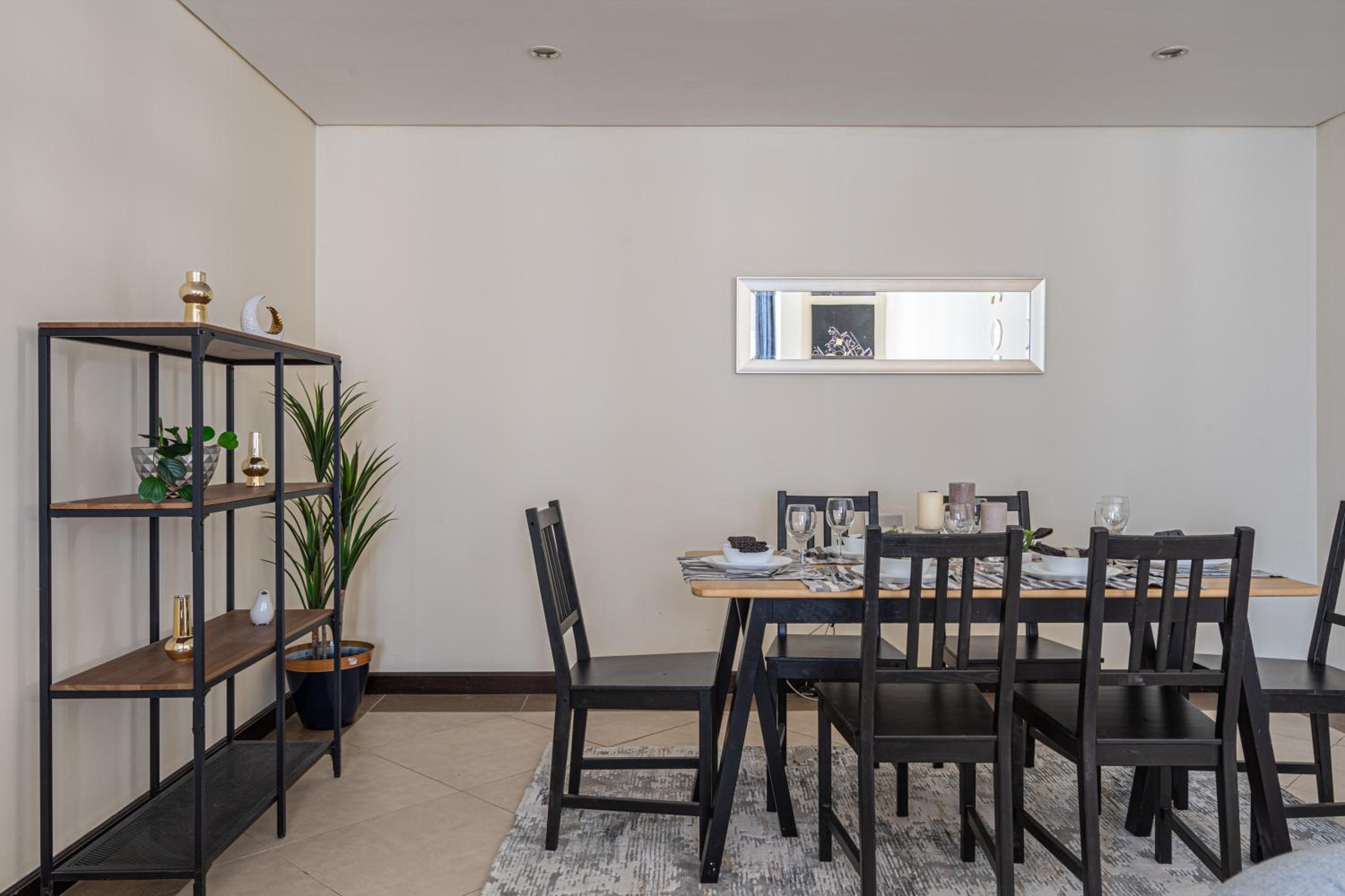 HiGuests - Large Apt in the Heart of Deira Near Clocktower