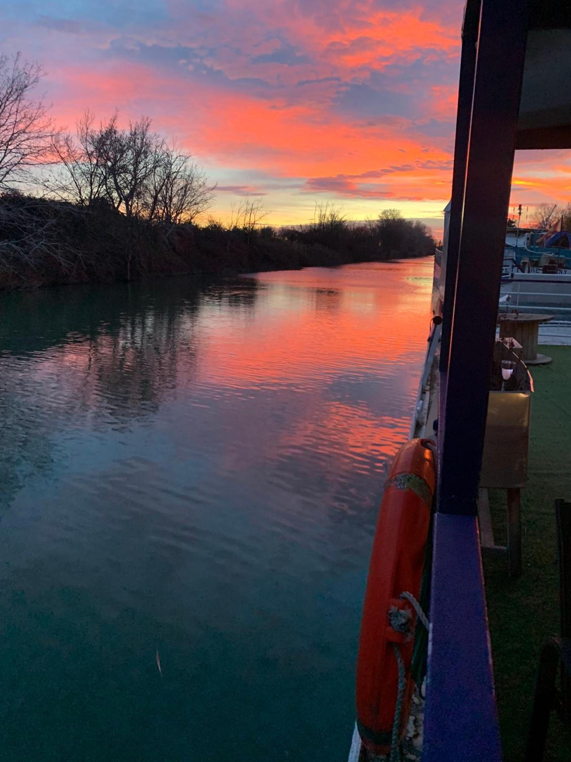Péniche Le Pescalune - Chambre d'hôtes