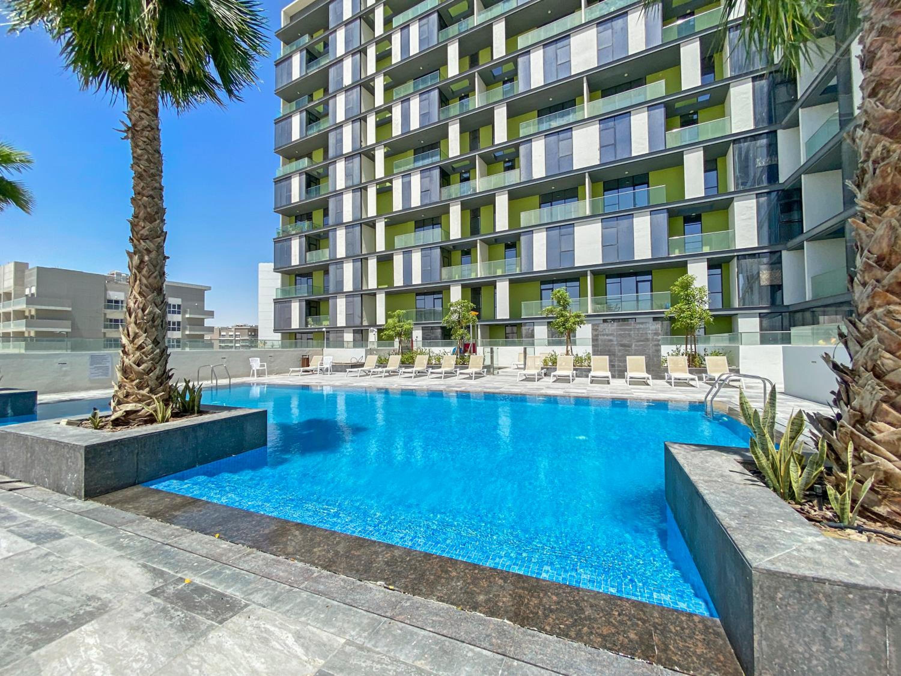 Premium 2BR - Fully Furnished & Equipped