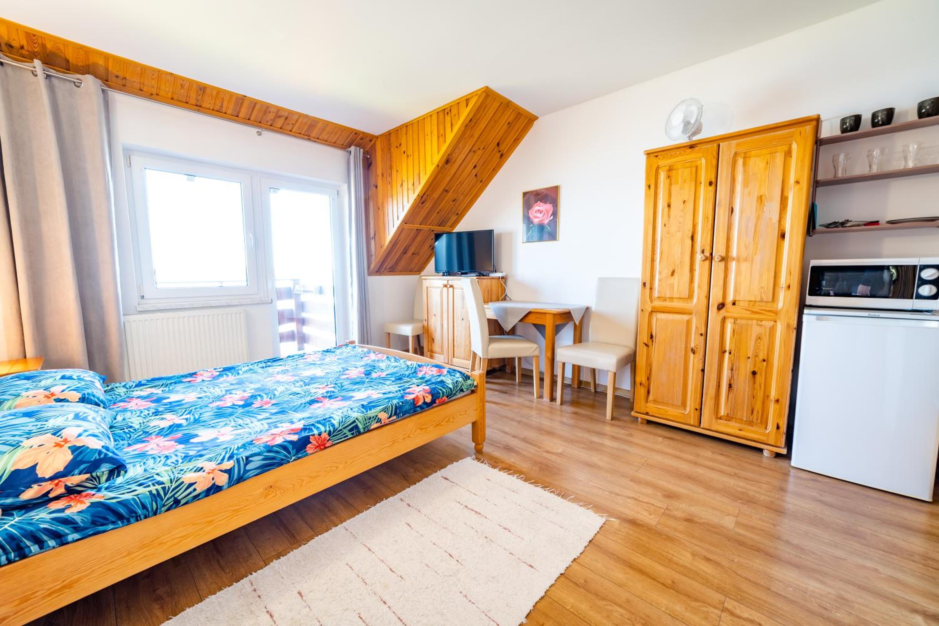 Apartamenty i pokoje Seeblick view 5