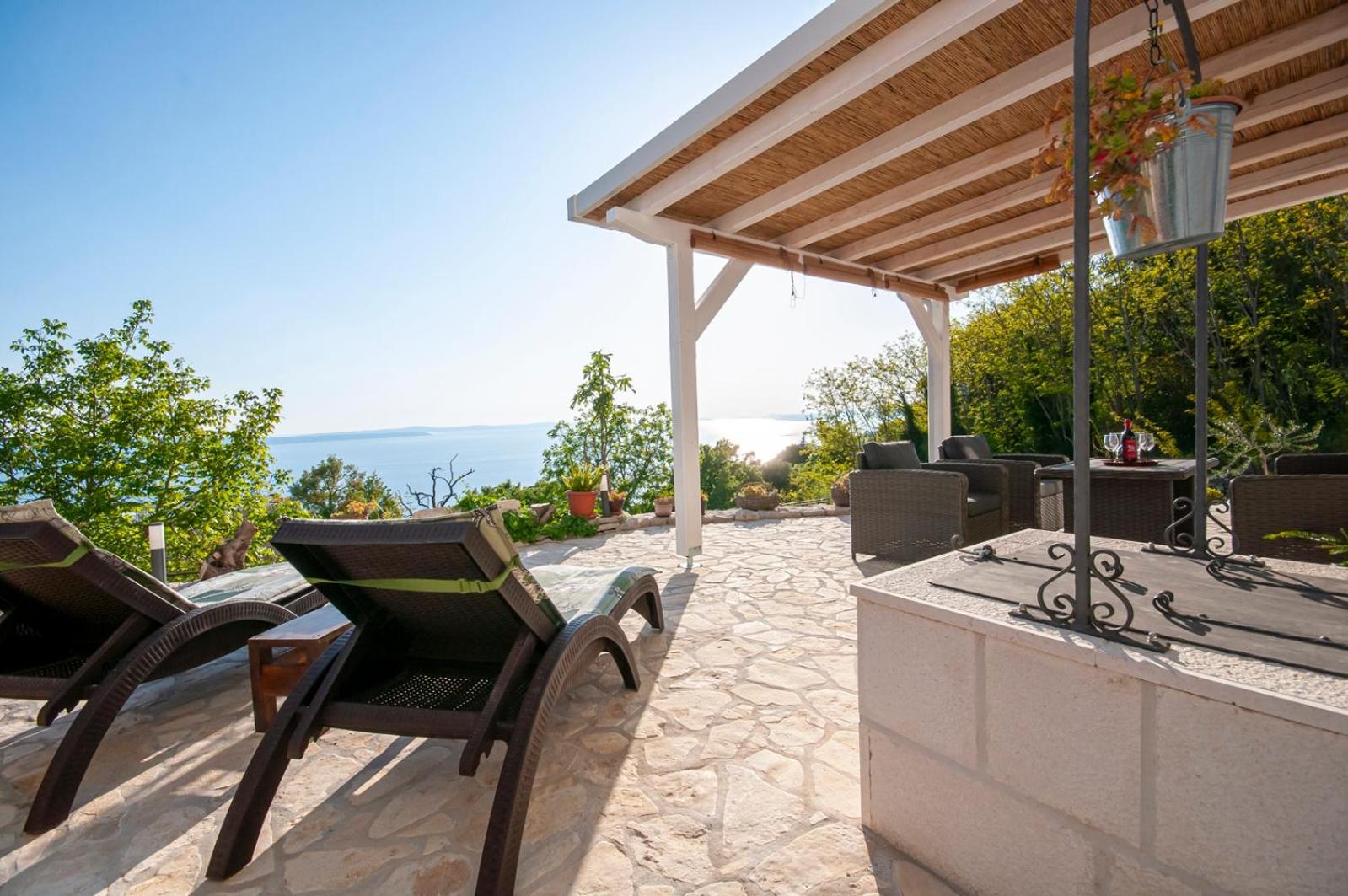 New Villa OLE, stone house, sea view, jacuzzi view 3