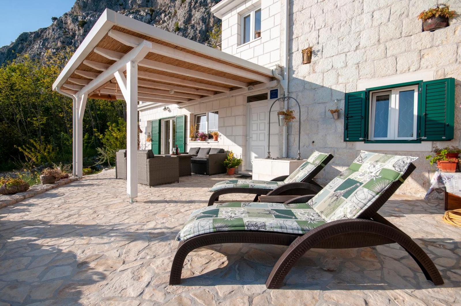 New Villa OLE, stone house, sea view, jacuzzi view 2