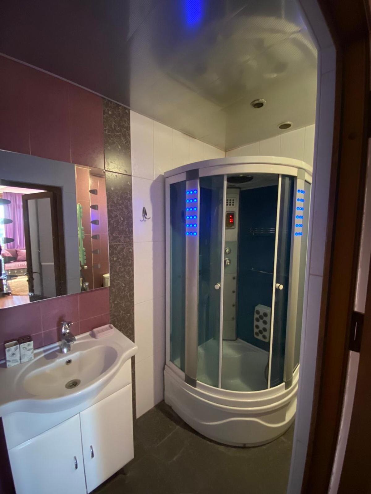 Luxuary New-Build One Bedroom Apartment in Yerevan on Khorenatsyi Street