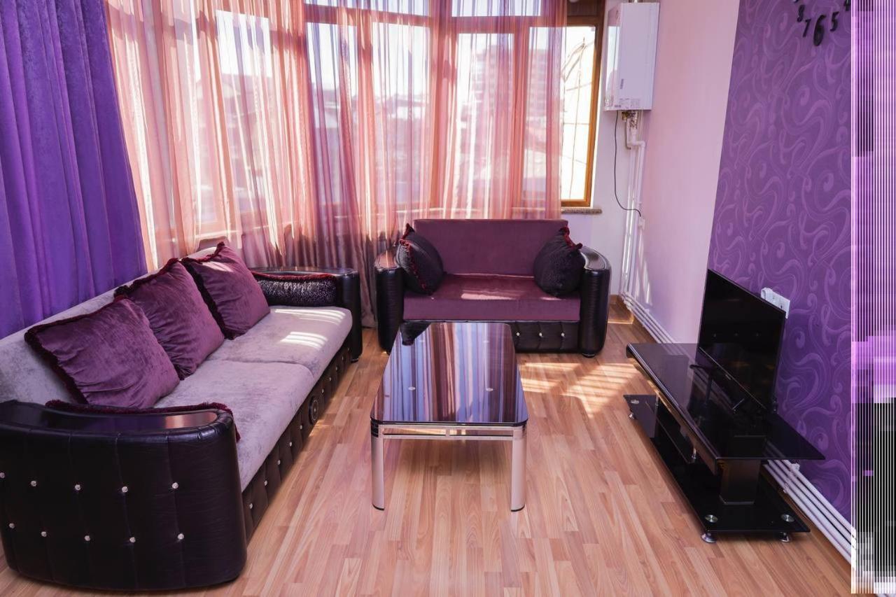 Luxuary New-Build One Bedroom Apartment in Yerevan on Khorenatsyi Street