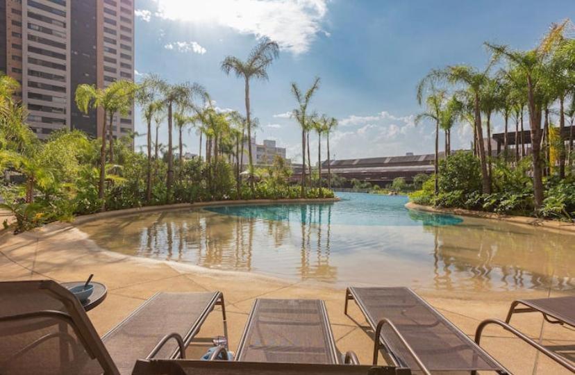 Hotel 502 Apt dentro de um verdadeiro Resort no centro de SP - Image 1