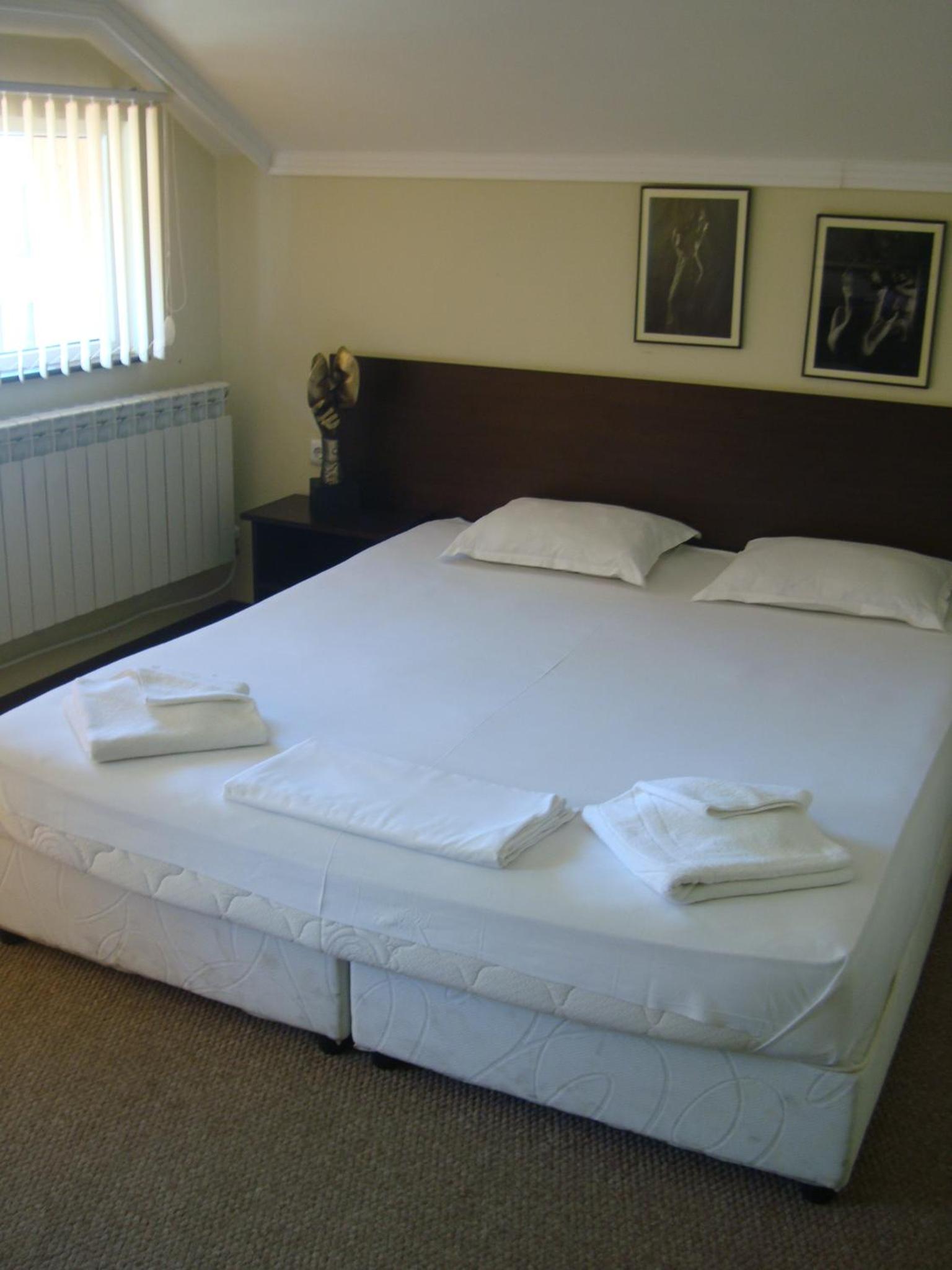 Guest House Lazur