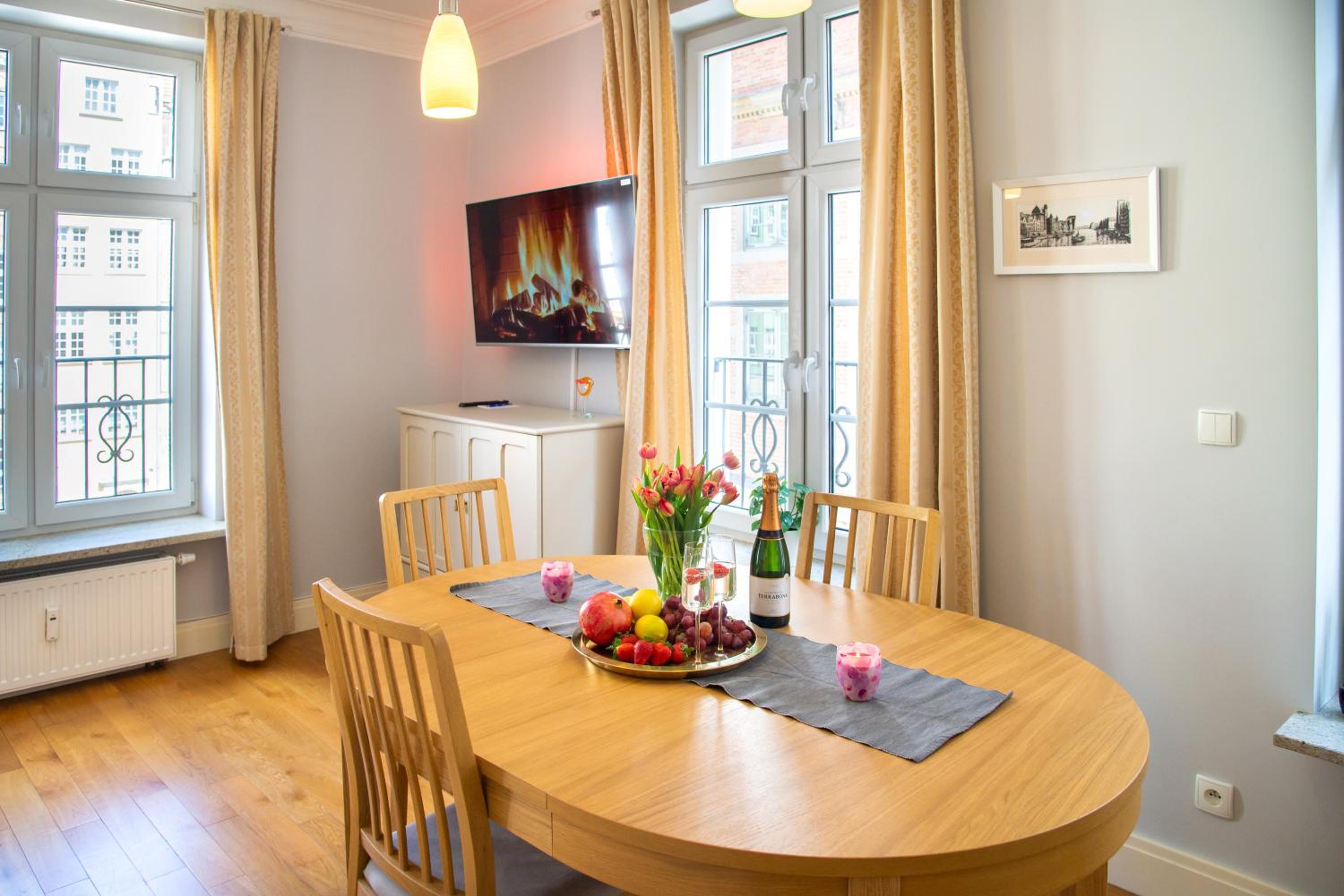 Maya's Flats & Resorts - Staromiejski Apartments