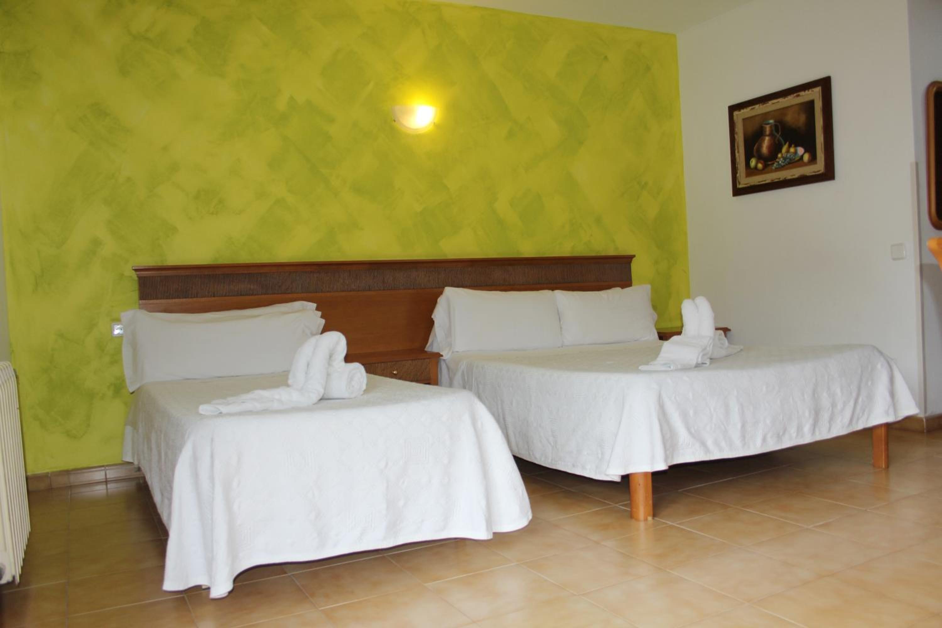 Apartamentos Gomila Park