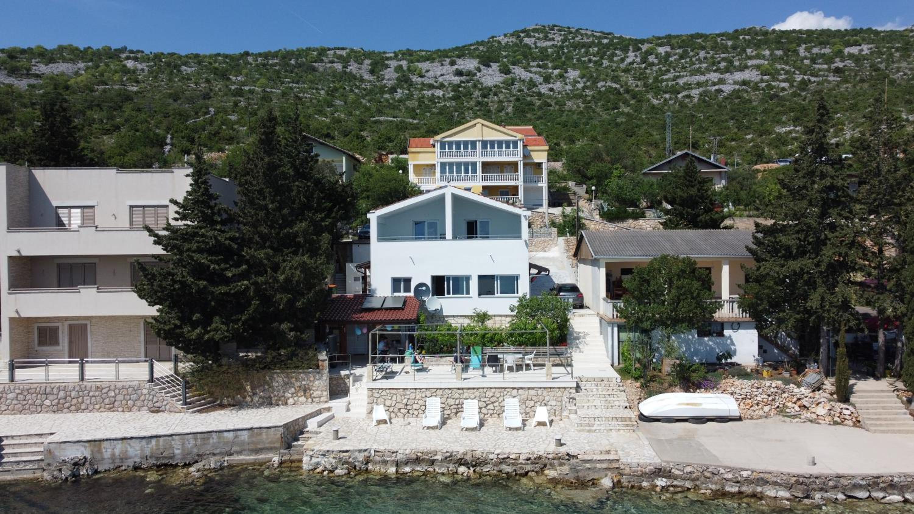 Apartman Luka 1 view 2