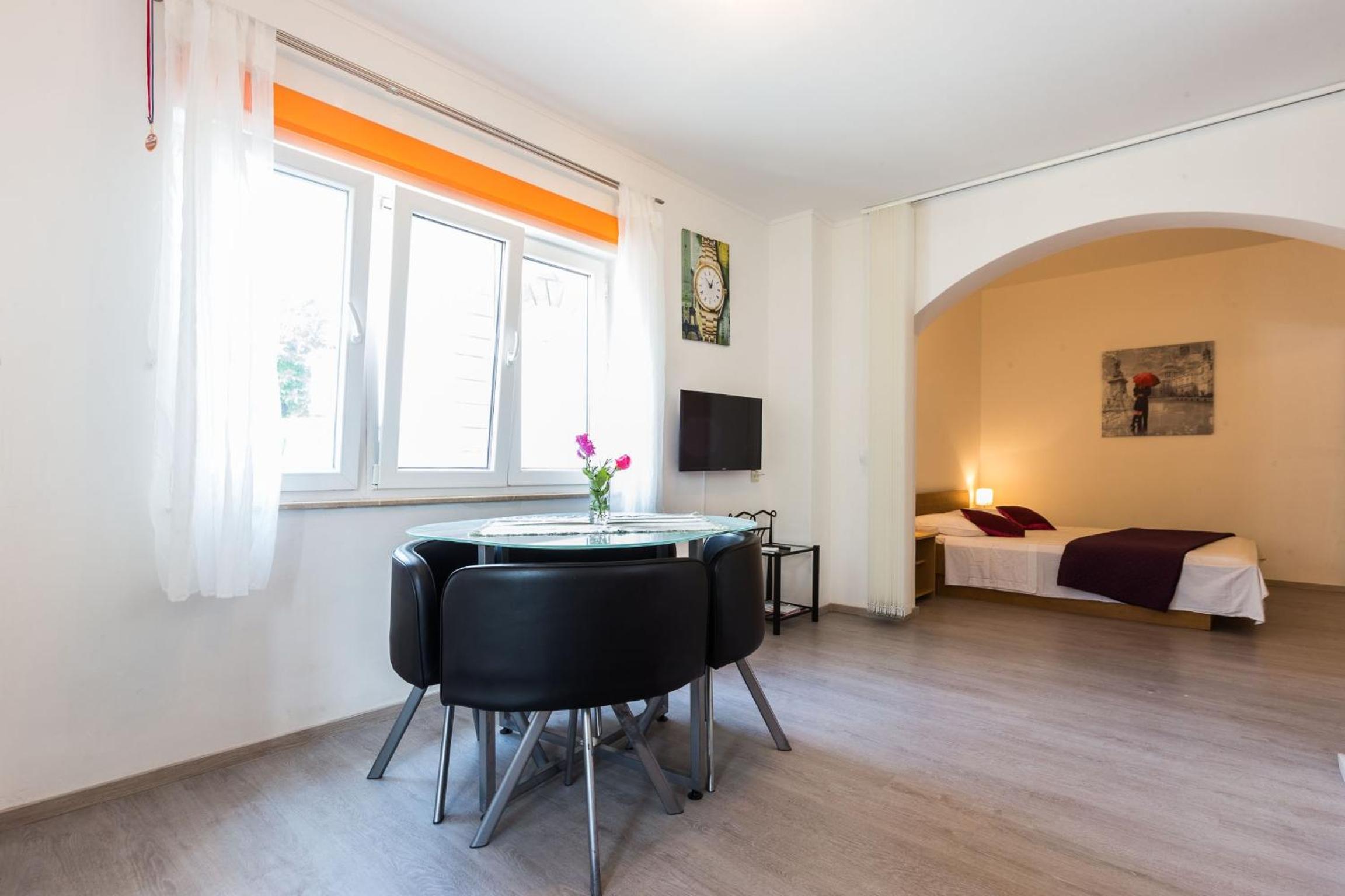 Apartments Kaline view 2