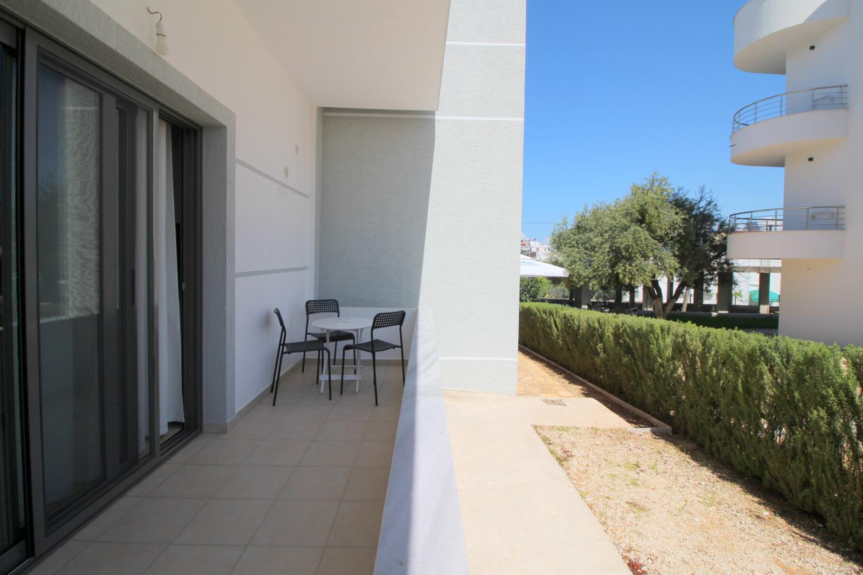 Erjon Apartments