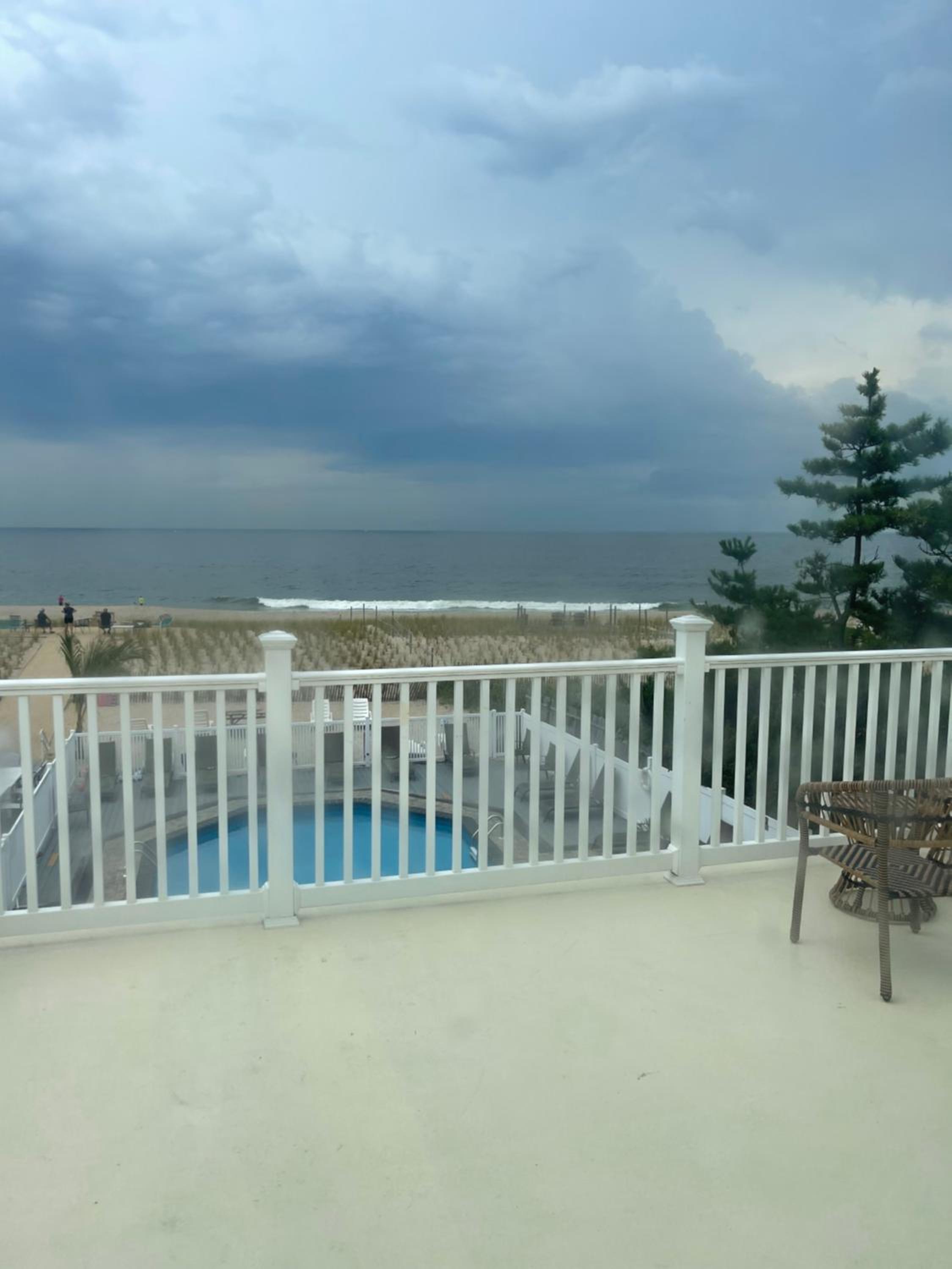 Driftwood Motel