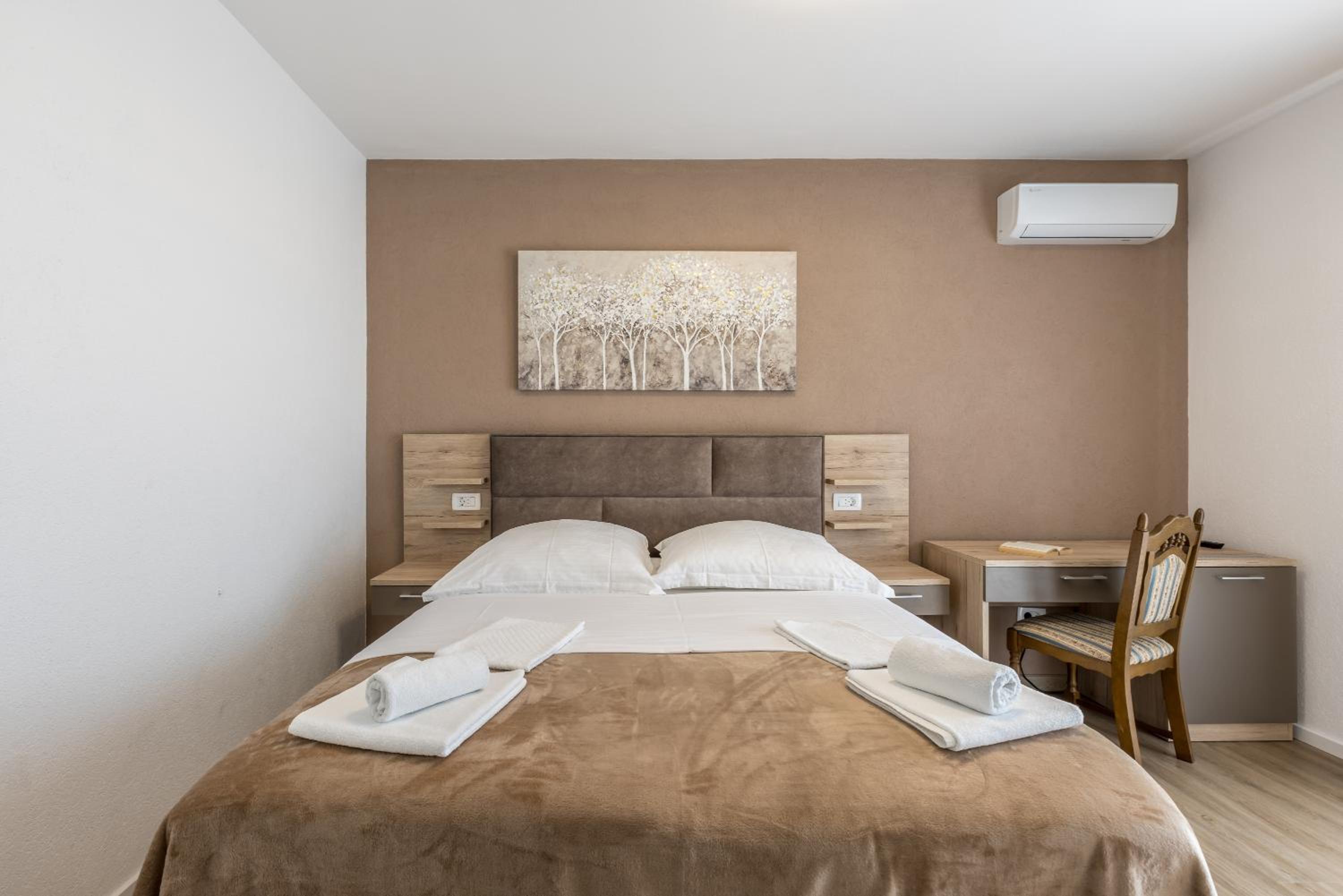 Bed & Breakfast Senator en Podstrana
