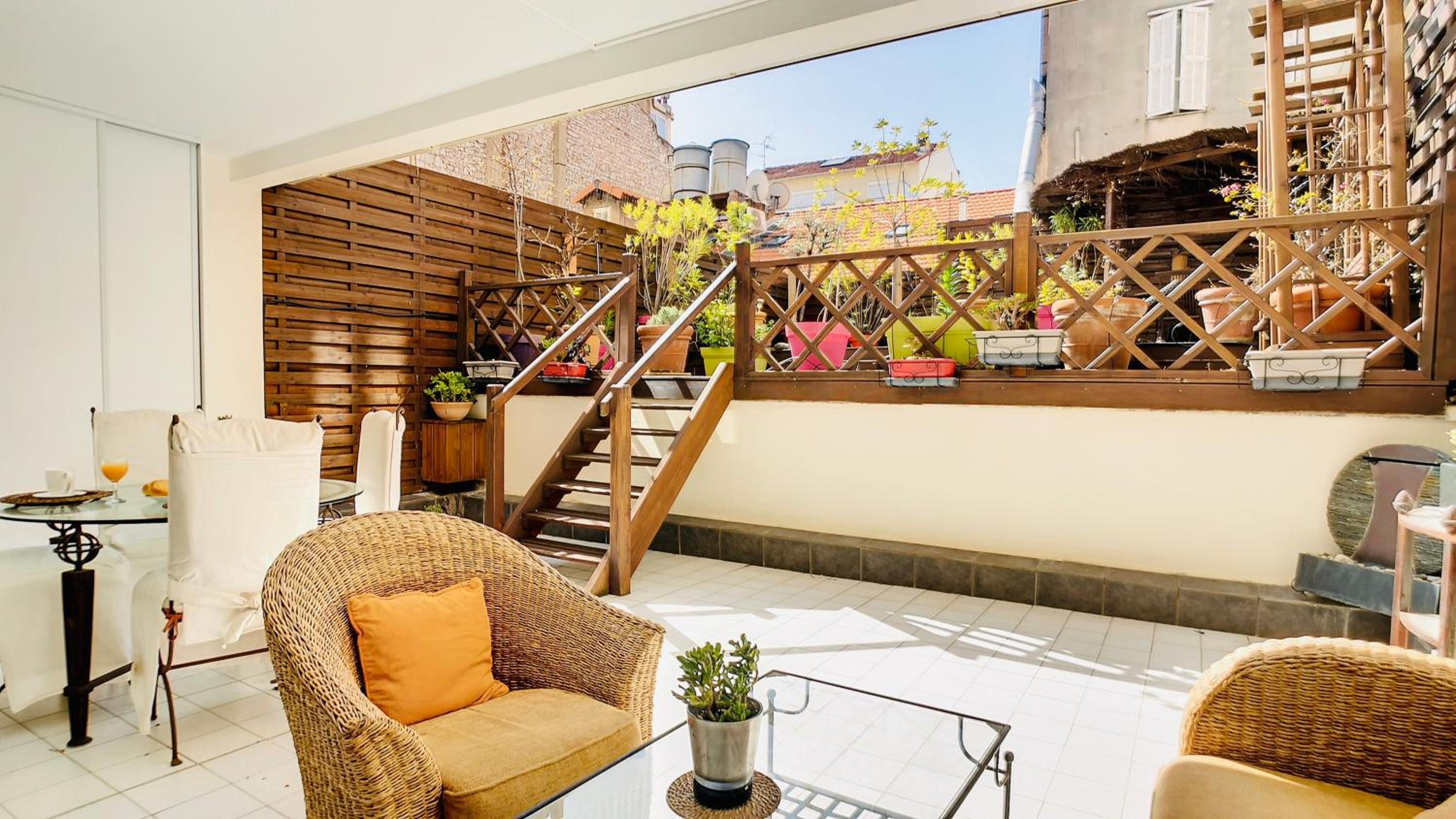 Cannes : superbe terrasse rue d'Antibes photo 4