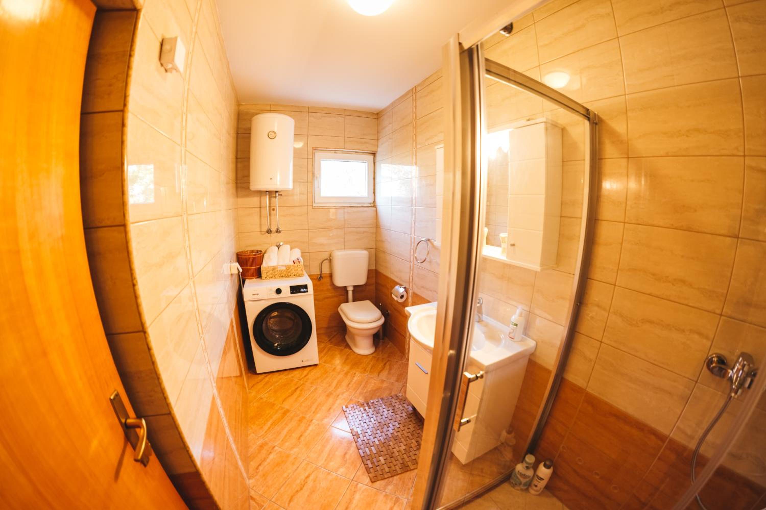 Photo 15