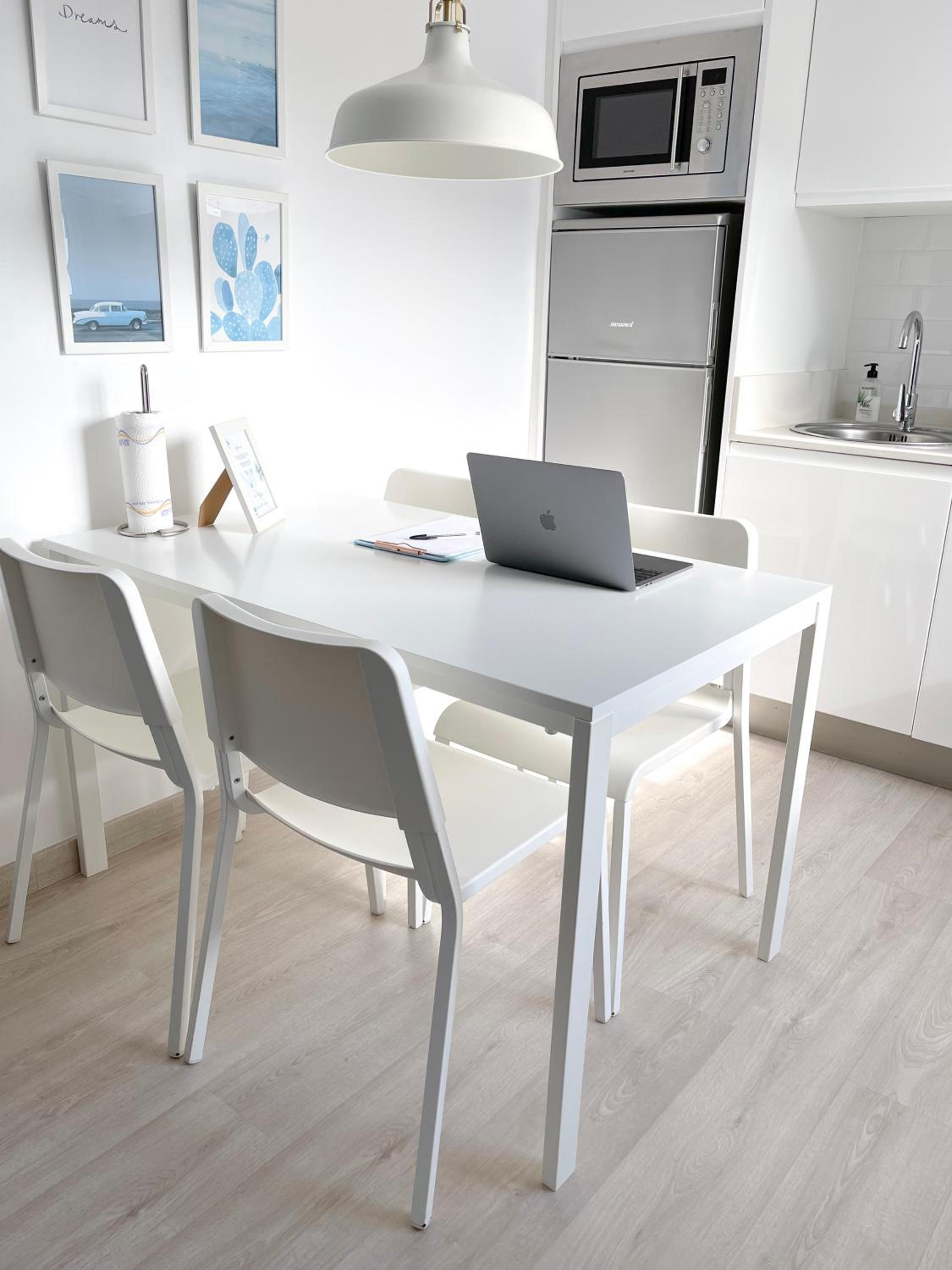 Bright Modern 1 bedroom Apartment 10mins from Las Canteras Beach view 5