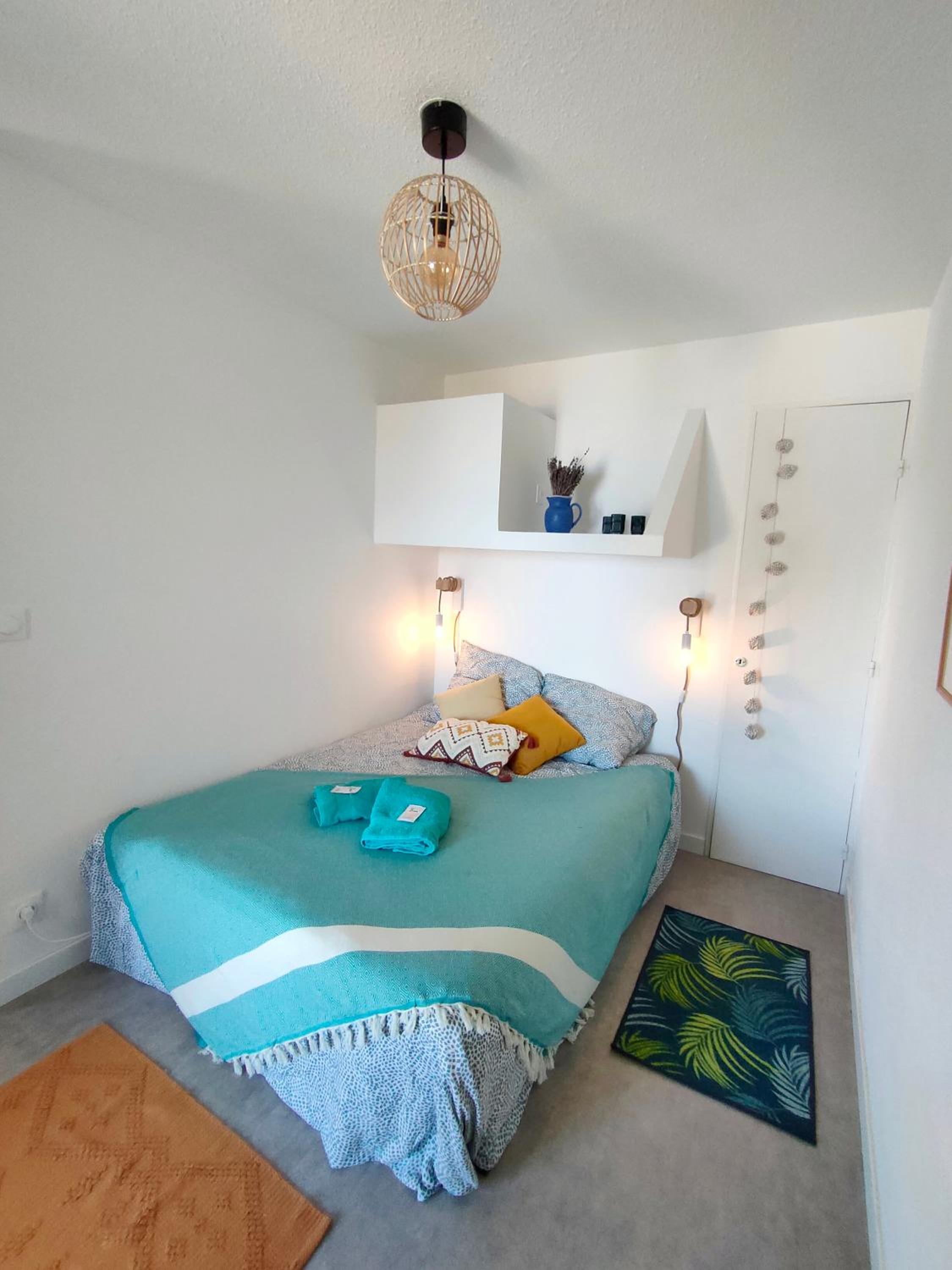 Appartement avec terrasse vue mer, proximité plage, place parking view 4