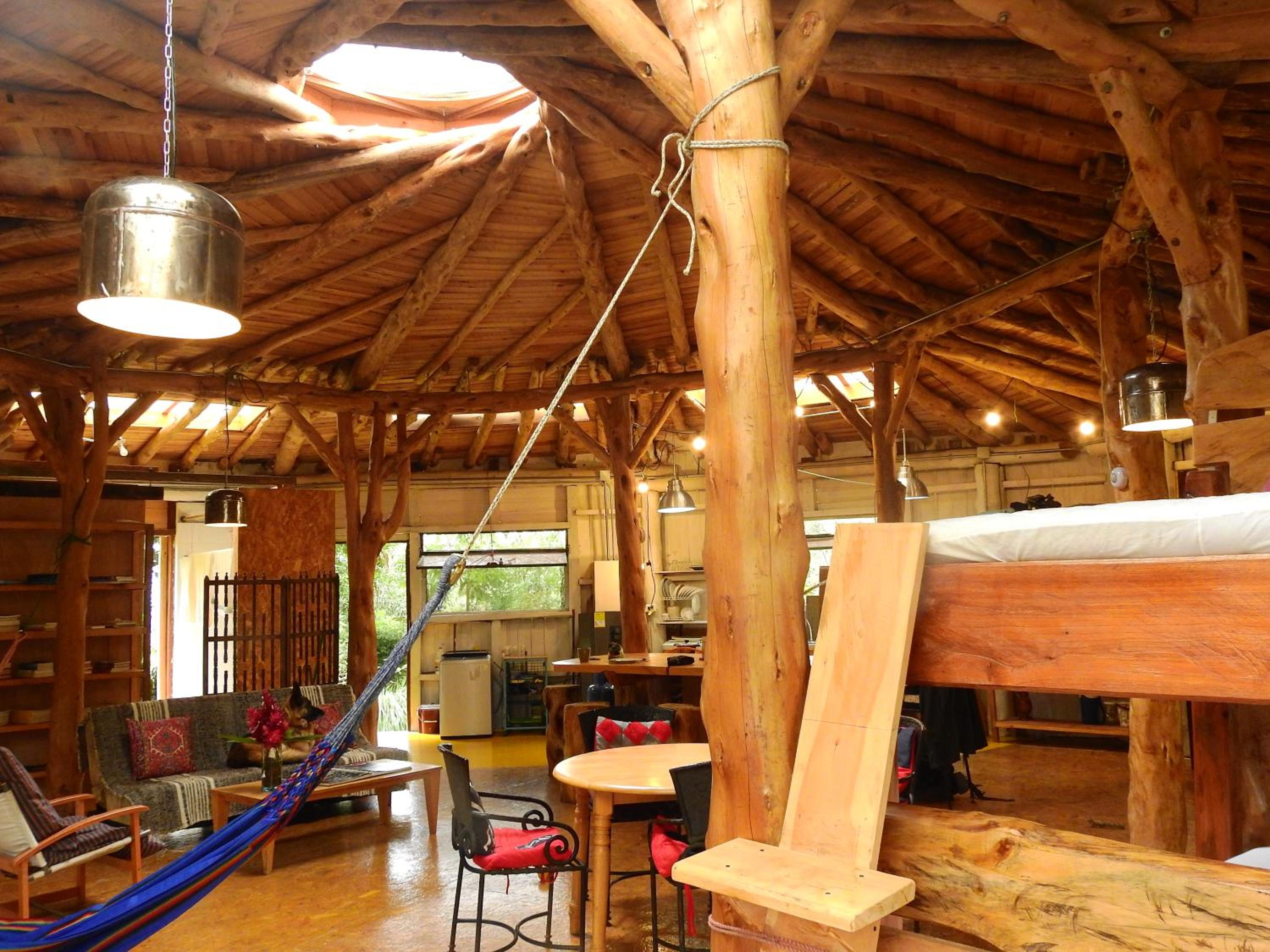 EcoRoundHouse