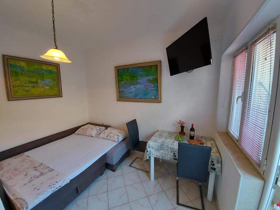 Guest House Ivana photo 1