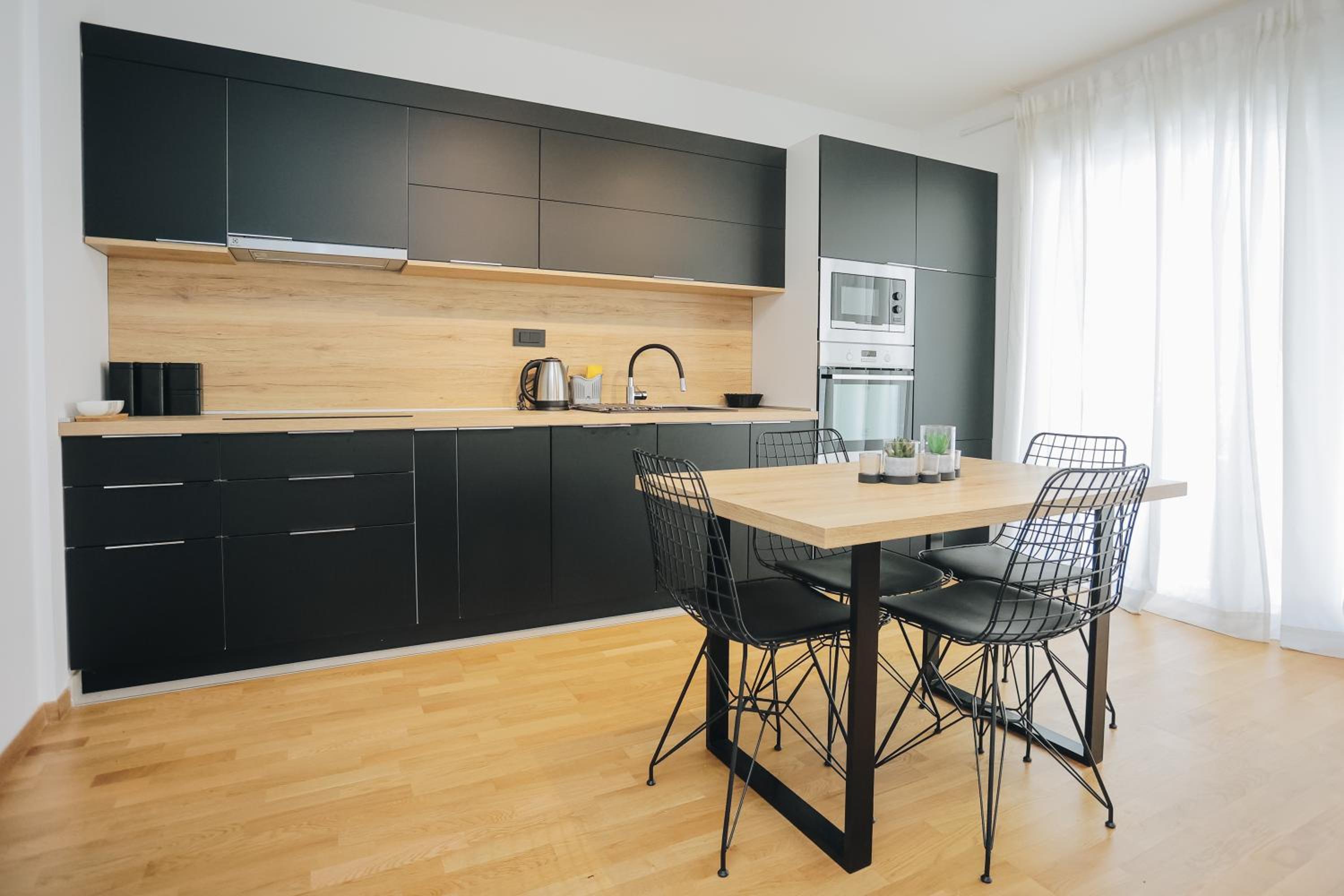 Apartman Tema